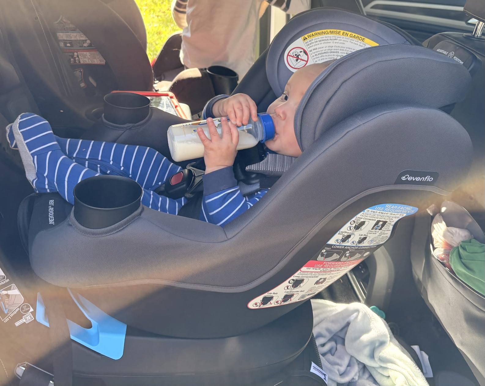 Evenflo REO by Revolve360 Rotating 2-in-1 Convertible Car Seat, 360 Degrees, Infant to Toddler, Forward and Rear Facing, Compact Design, One-time Install (Brookline) customer photo 2