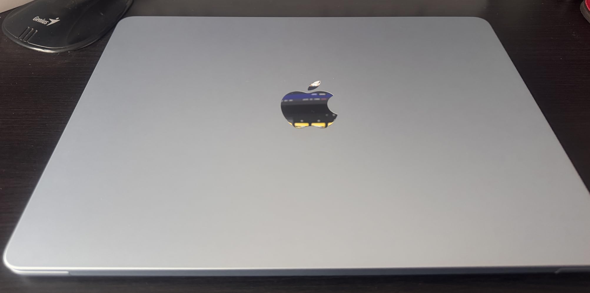 2025 MacBook Air 13-inch Laptop with M4 chip: Built for Apple Intelligence, 13.6-inch Liquid Retina Display, 16GB Unified Memory, 256GB SSD Storage, 12MP Center Stage Camera, Touch ID; Silver customer photo 1