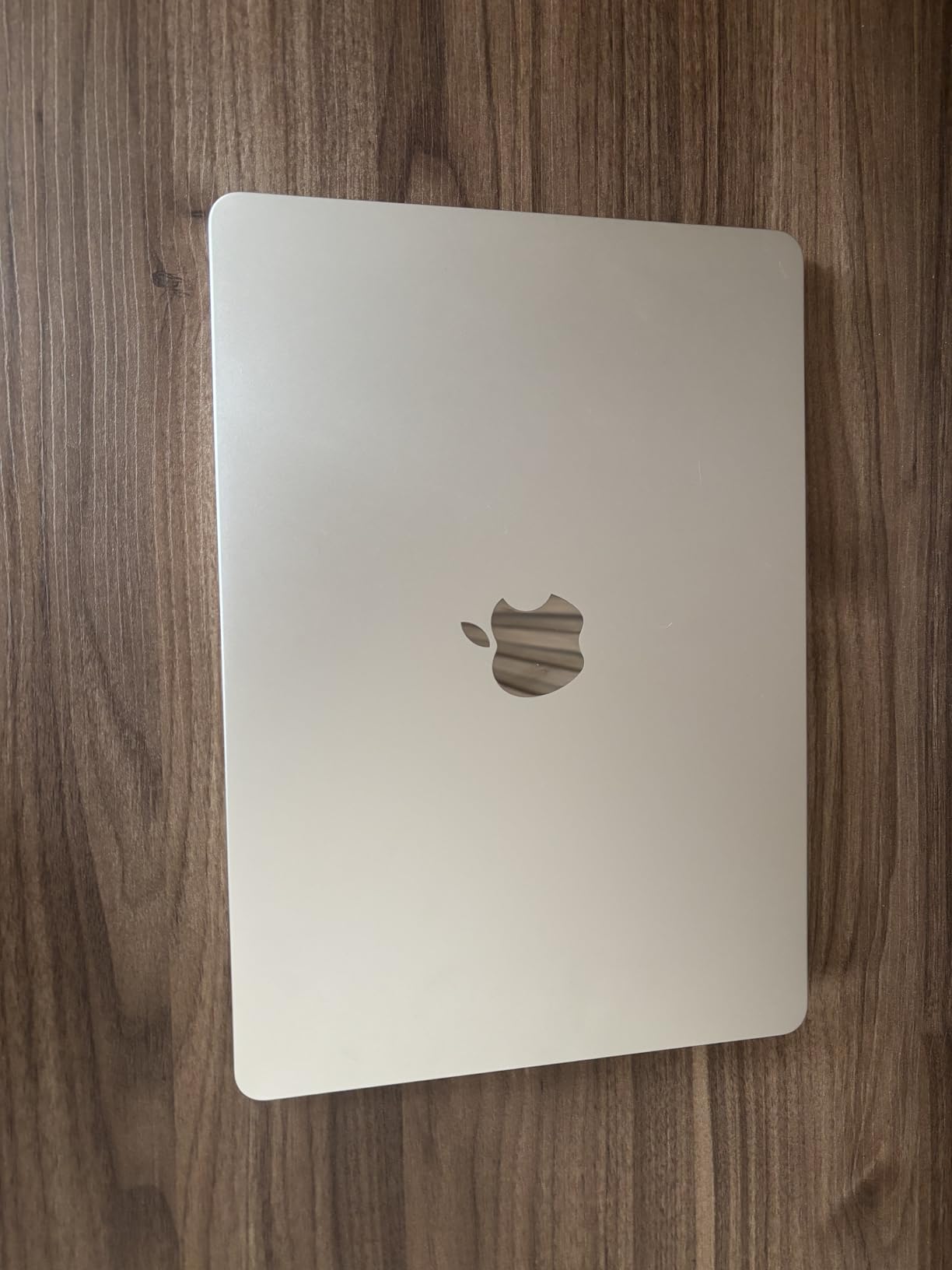 2025 MacBook Air 13-inch Laptop with M4 chip: Built for Apple Intelligence, 13.6-inch Liquid Retina Display, 16GB Unified Memory, 256GB SSD Storage, 12MP Center Stage Camera, Touch ID; Silver customer photo 2