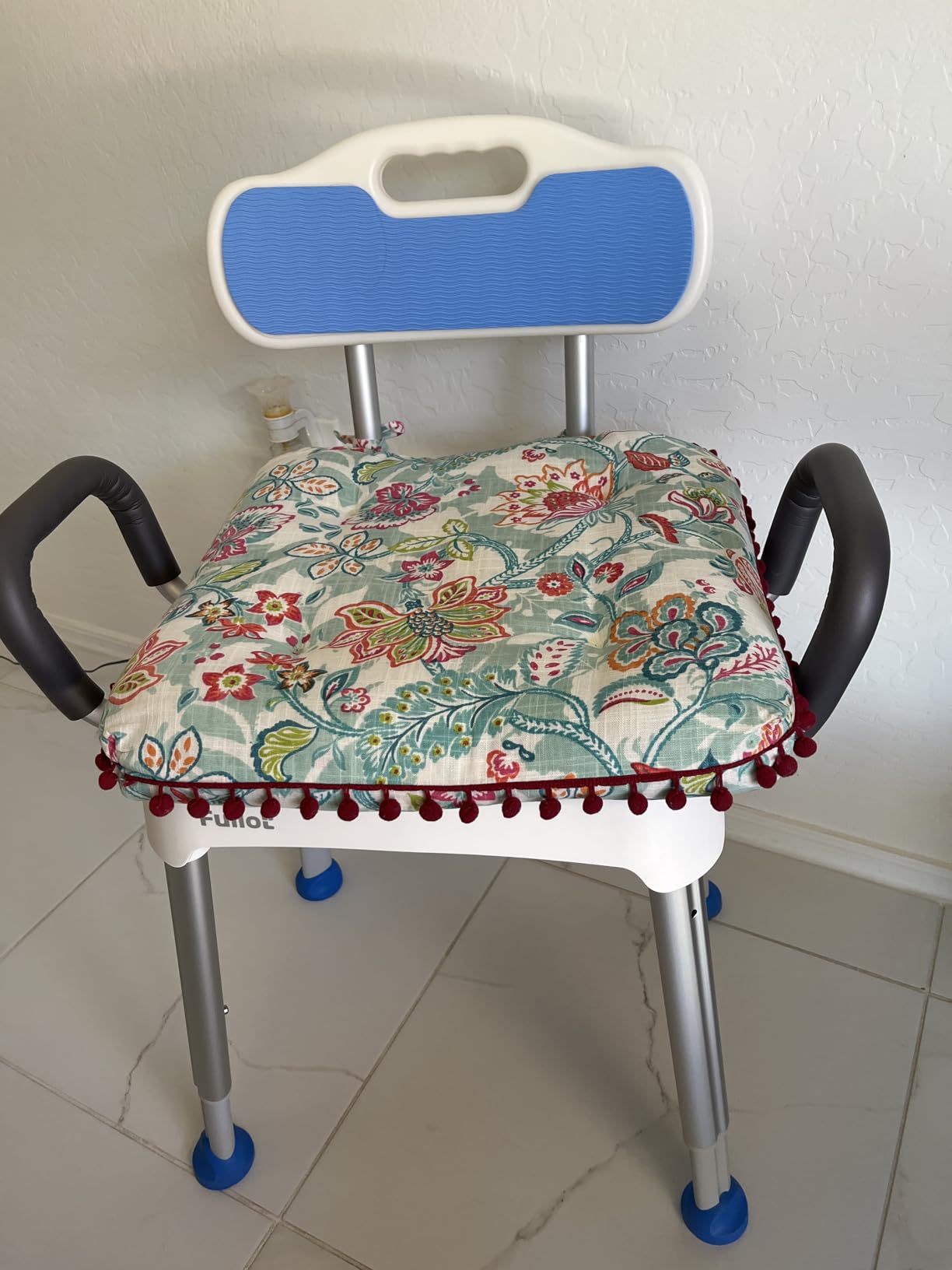 Widened Shower Chair for Inside Shower with Padded Back & Arms, 400 lbs Heavy Duty & Adjustable Shower Chair for Elderly and Disabled, Non-Slip Shower Seat, Bath Chair for Tub customer photo 2