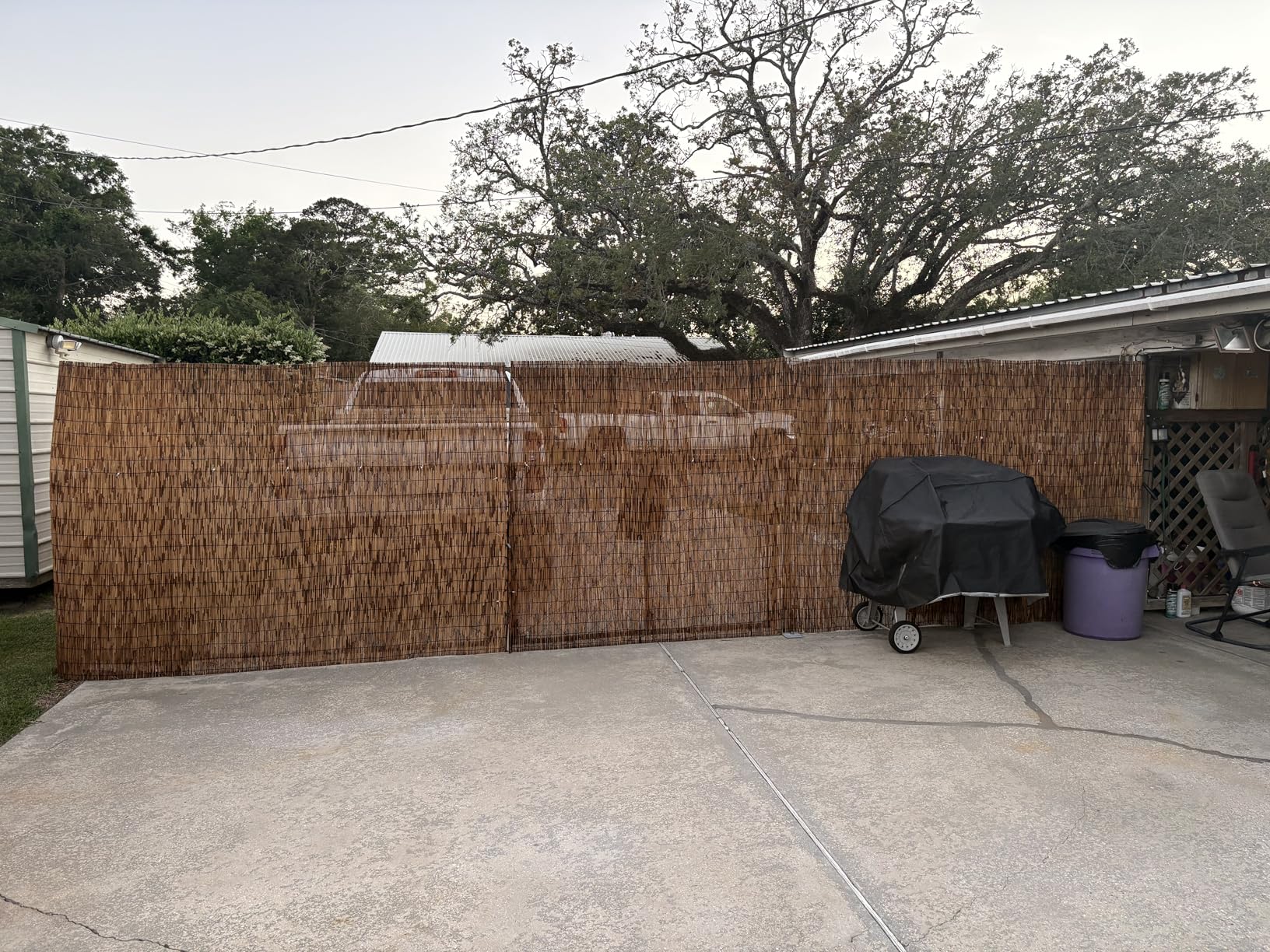 Bamboo Fence,Reed Fencing 4Feet High Bamboo Privacy Screen Outdoor for Patio, Reed Screen for Privacy Garden Backyard Balcony Natural Reed Fencing,4x16FT customer photo 2
