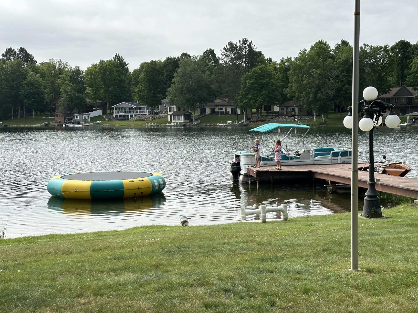 Inflatable Water Trampoline for Lake, 6FT/10FT/12FT/15FT Recreational Floating Water Bouncer with 500W Electric Inflator & Rope Ladder, Kids Adults Portable Pool Trampoline Swim Platform customer photo 1