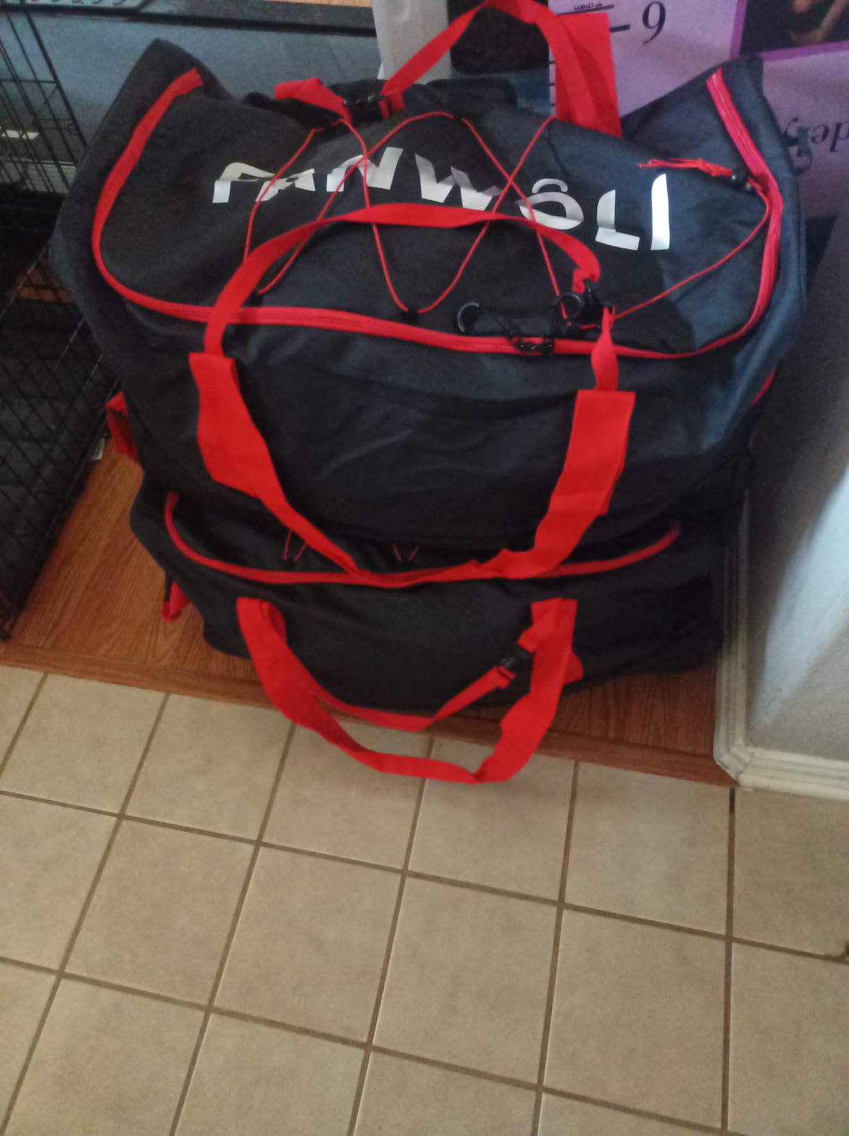 Collapsible & Expandable 100L-120L Large Rolling Duffle Bag - 30'' Waterproof Wheeled Luggage with No-Sag Heavyload Design, Lock & Soft Handle for Travel, Camping, Dorm, Moving customer photo 1