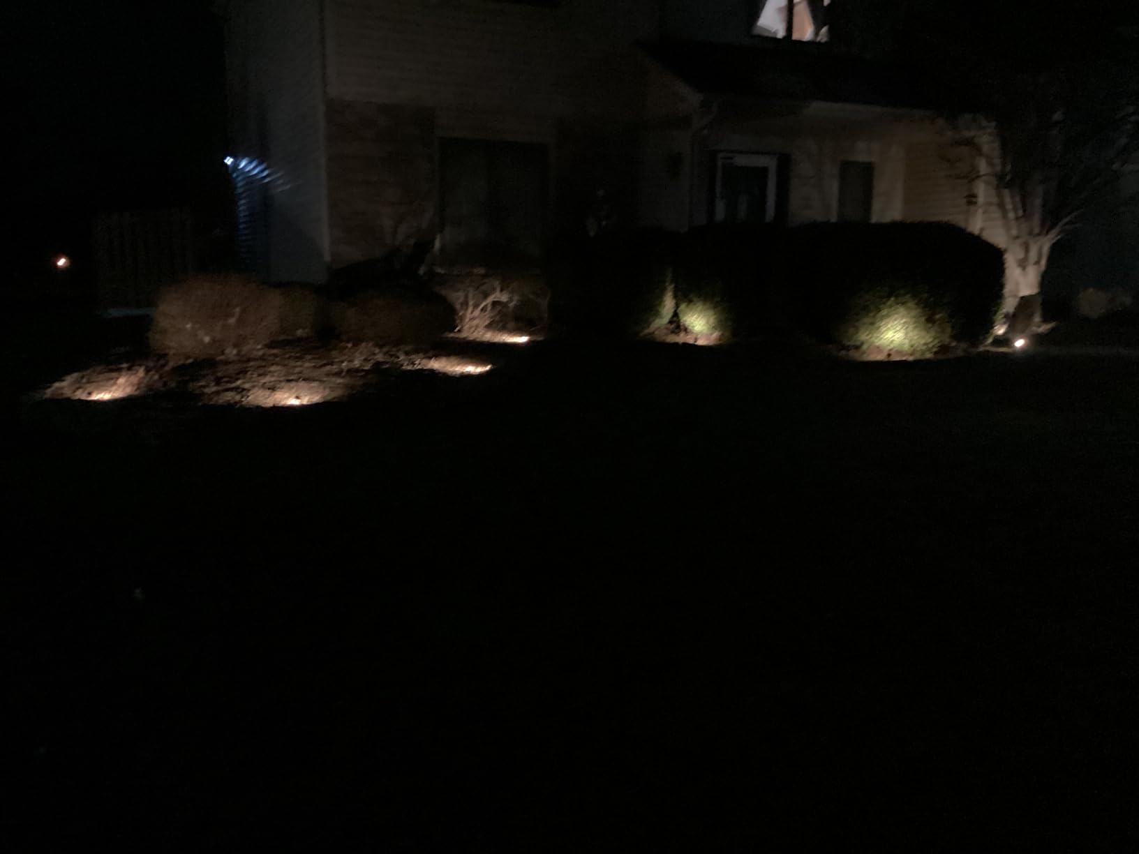 Plug and Play Low Voltage Landscape Lighting Kit, 8-Pack Wired Landscape Lights with Smart Transformer, Warm White Waterproof Outdoor LED SpotLights for Yard, Garden, Pathway, Tree customer photo 1