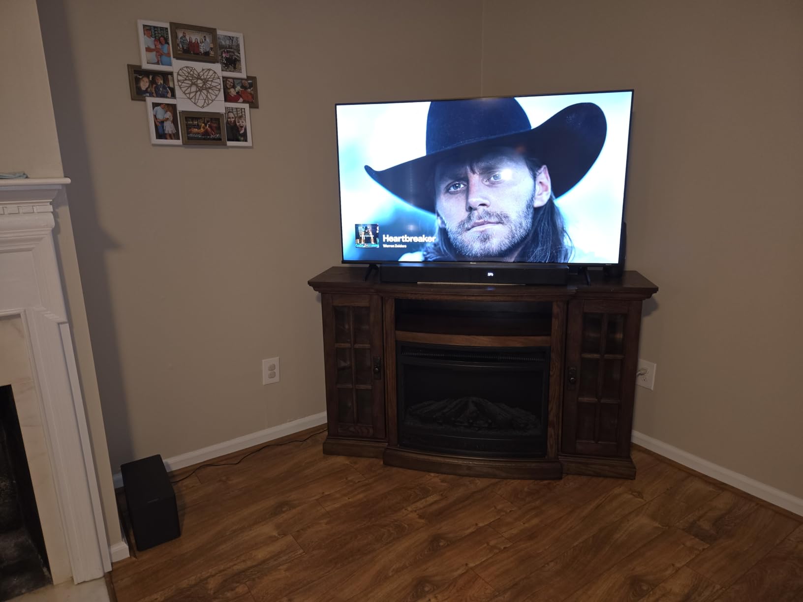 ULTIMEA 5.1CH Surround Sound Bar with Subwoofer, Dolby Atmos, VoiceMX, BassMX, APP, 300W Soundbar for Smart TV, Home Theater Surround Sound System for TV, Bluetooth 5.4, Poseidon M60 (2026 Model) customer photo 2