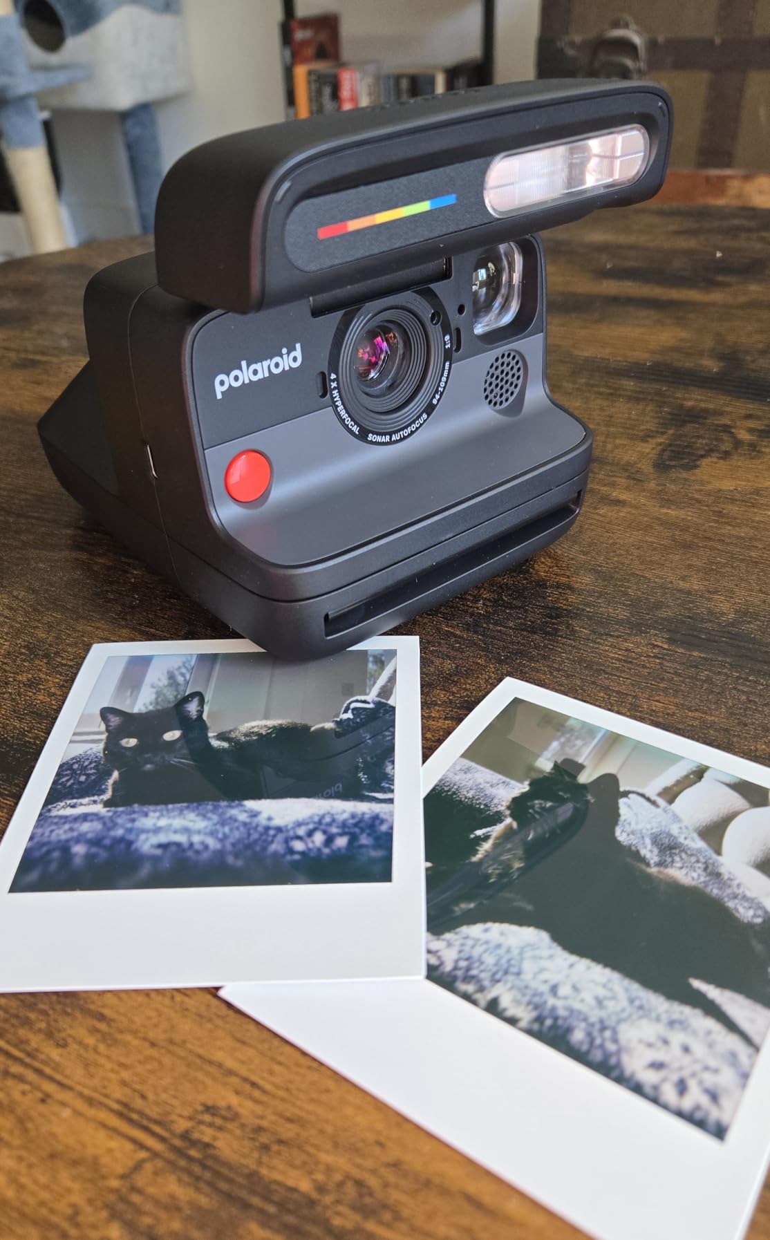 Polaroid Flip Instant Camera + Color Film Bundle (16 Photos Included) - Black (6565) customer photo 2