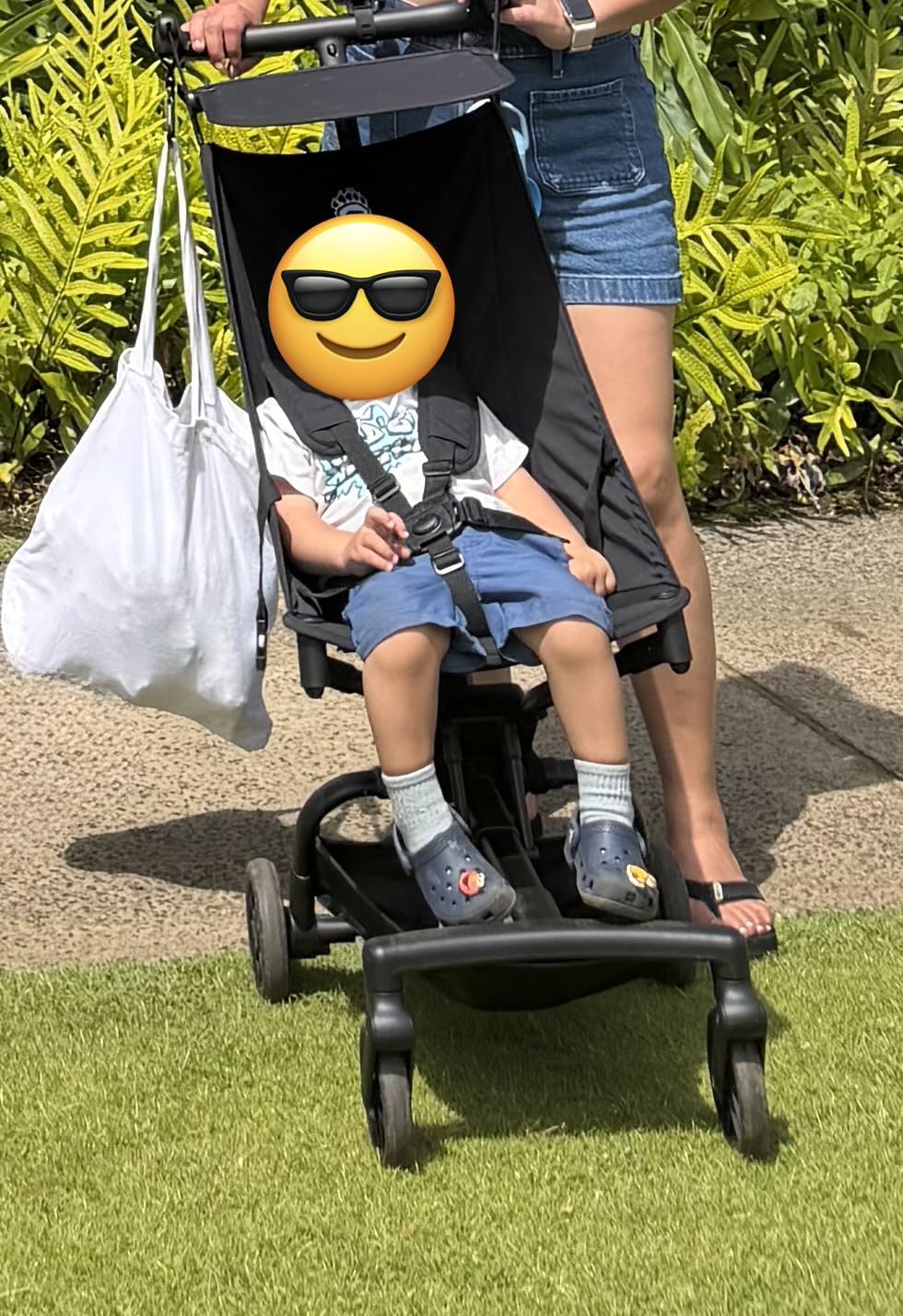 Mompush Jeto Lightweight Travel Stroller - 9.8 lbs Ultra-Compact, One-Hand Fold, Airplane Cabin Approved, All-Terrain Wheels, Smooth Ride for Toddlers, Perfect for Travel & Daily Use customer photo 1