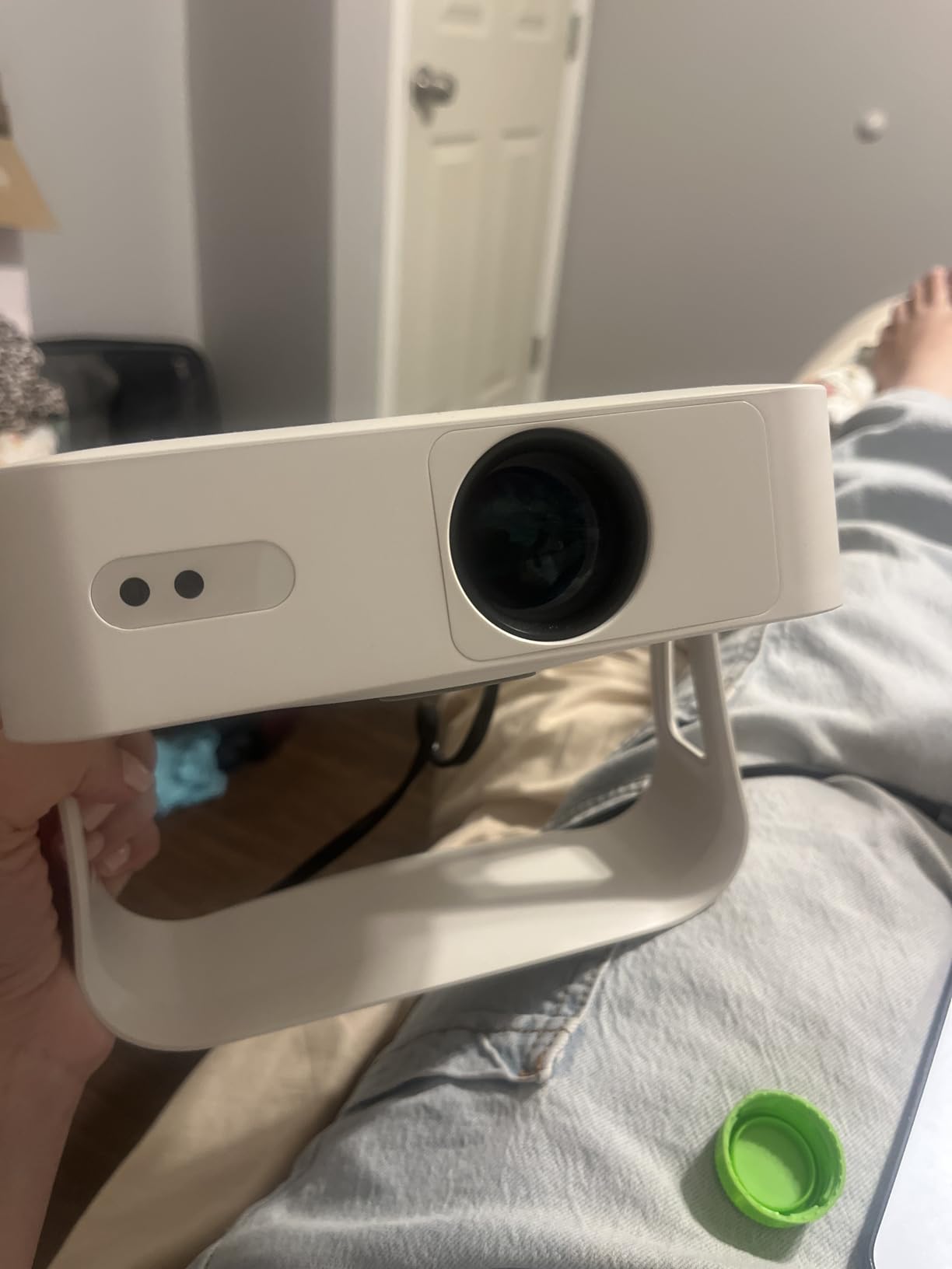 [Officially-Licensed App & Auto Focus]White Smart Mini Projector with WiFi and Bluetooth, XuanPad 4K Support Movie Projector, Portable Native 1080P Outdoor Projector with 360° Stand customer photo 1