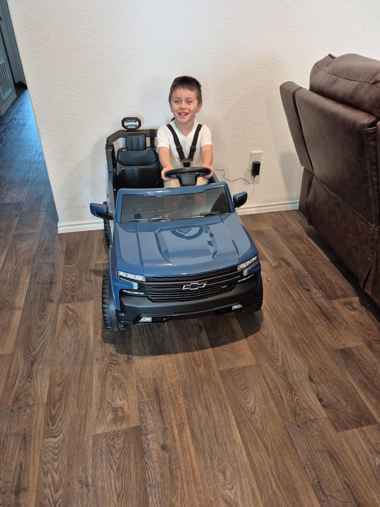 First Ride On 24V 2 Seater Ride on Toys Licensed Chevrolet Silverado, Electric Vehicle with Remote Control and Seat Belts, Electric Ride on Truck with Trunk, Bluetooth and LED Lights (Black) customer photo 2