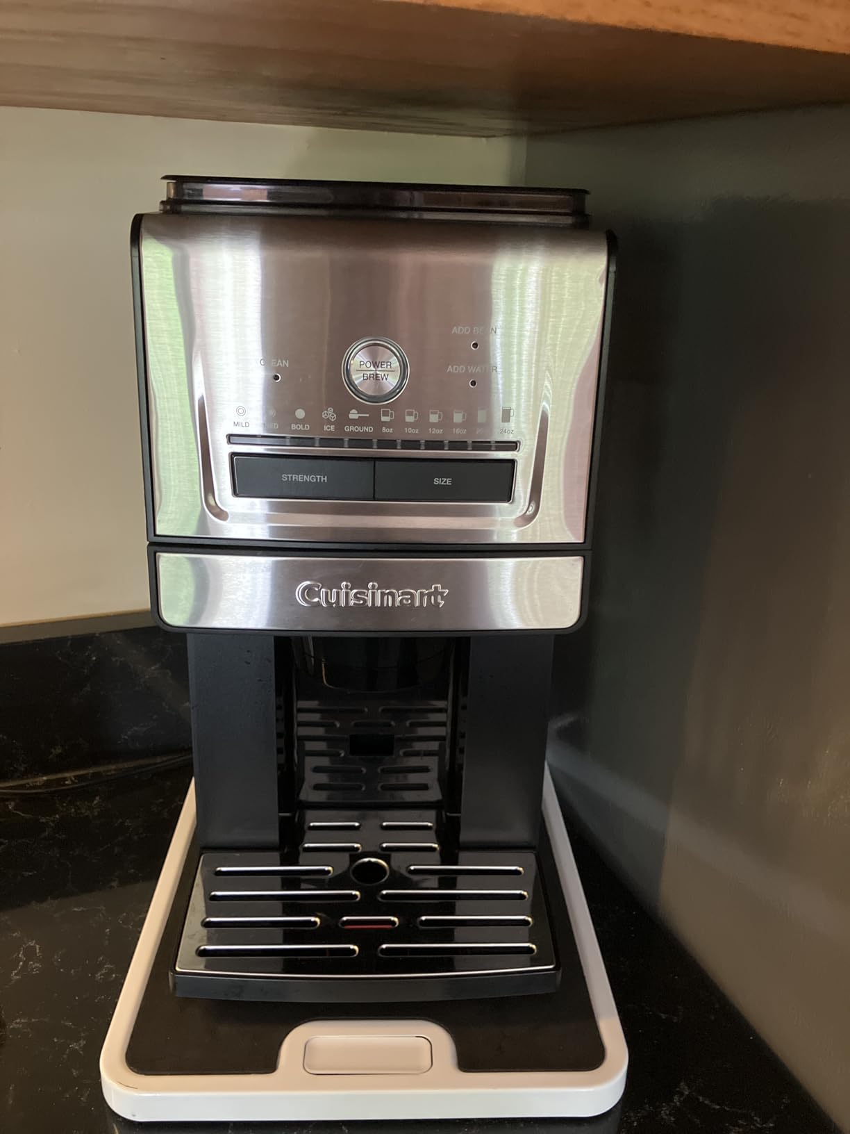Cuisinart Coffee Maker, Grind and Brew Single Serve Coffee Maker, 6 Cup Sizes, Built-in Stainless Steel Burr Mill, Adjustable Strength, Grind Control and Over Ice Feature, Easy Cleaning, DGB-30 customer photo 1