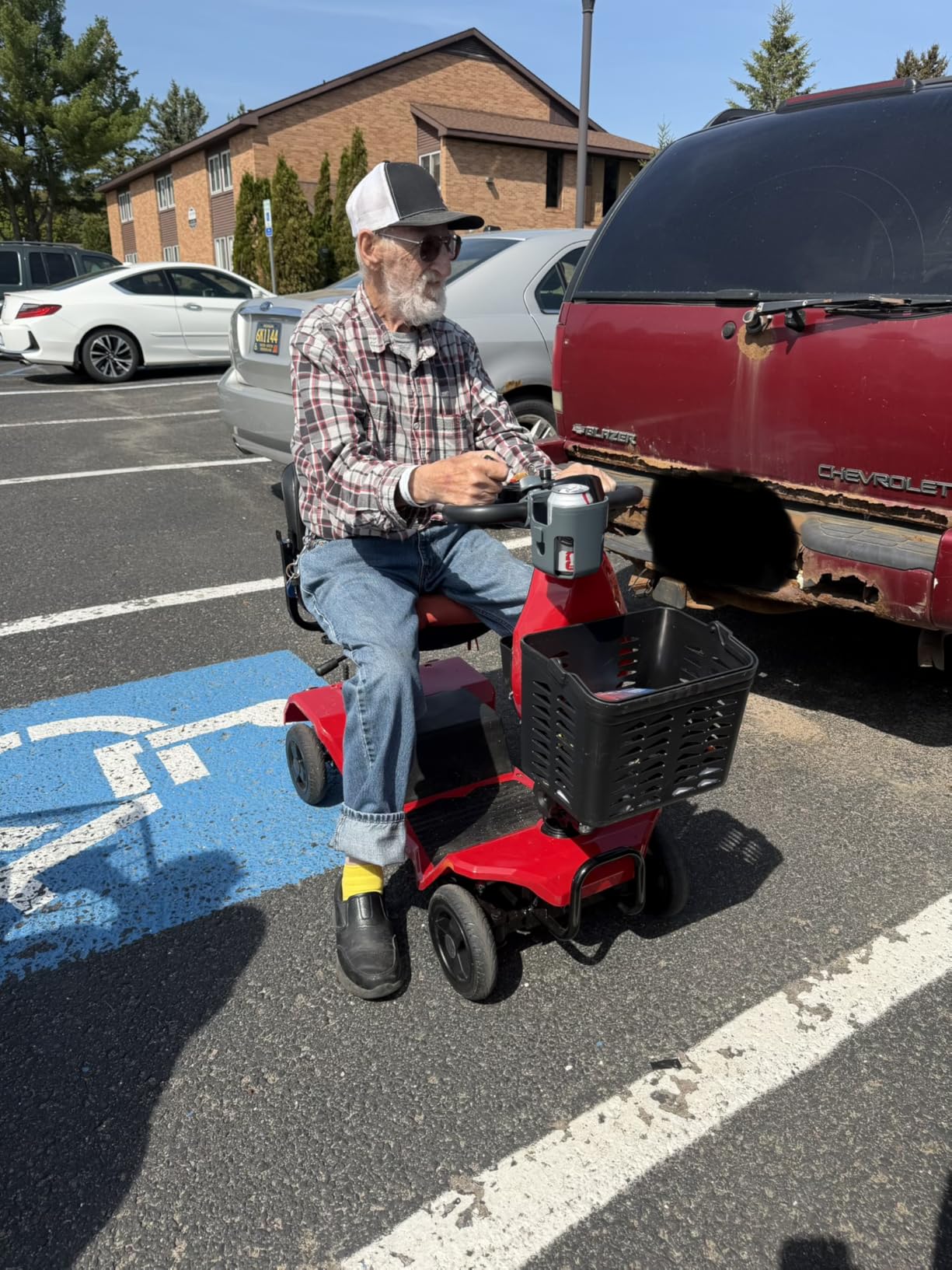 Mobility Scooter, 4 Wheel Mobility Scooter, 15 Miles Range, 300W Motor, 300LBS Capacity, Lightweight and Portable, with LED Headlights and Basket, Charger Included, Blue customer photo 1