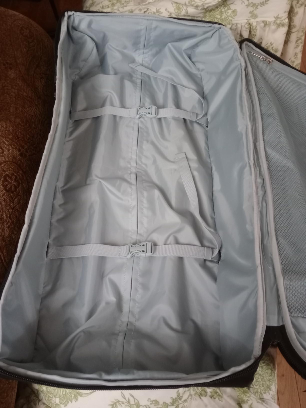 Pathsetter Medium Wheeled Duffle customer photo 1