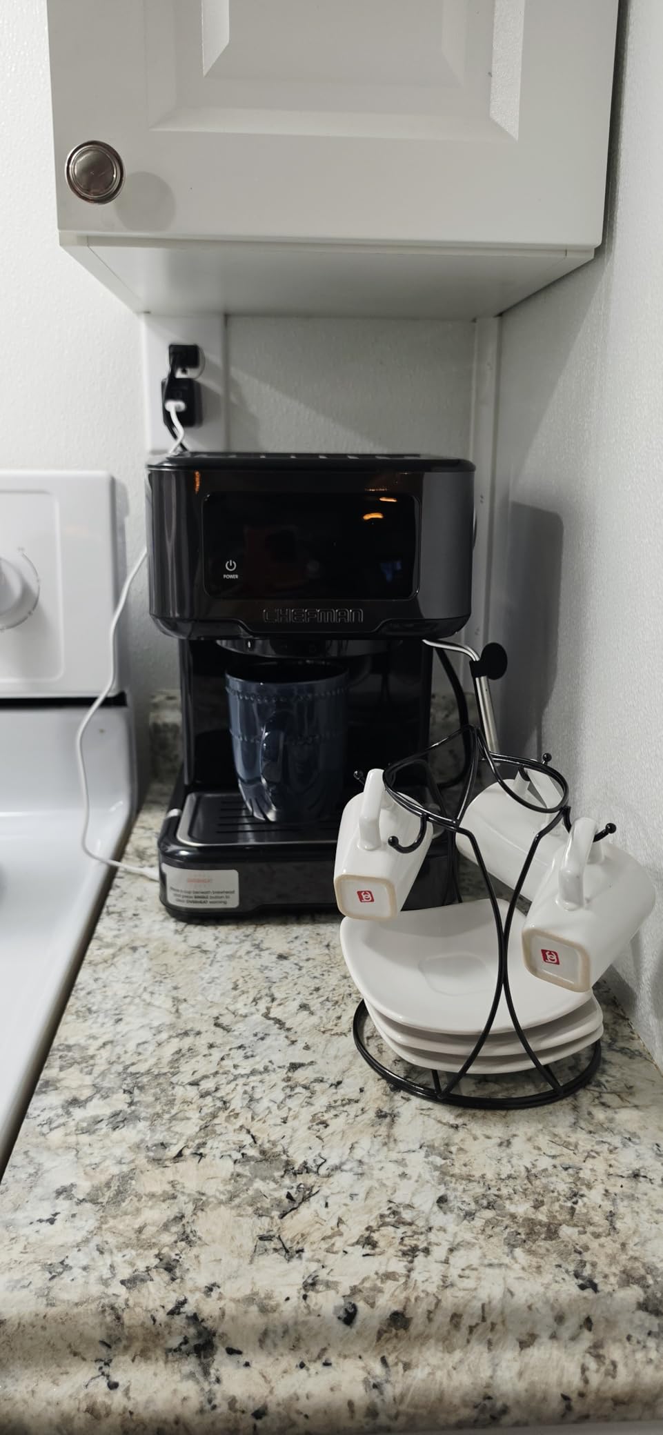 Chefman CraftBrew Espresso Machine, 15-Bar Pump Digital Espresso Maker w/Steam Wand for Latte & Cappuccino, Compact Espresso Coffee Machine w/ 1.5L Removable Water Reservoir - Stainless Black customer photo 2