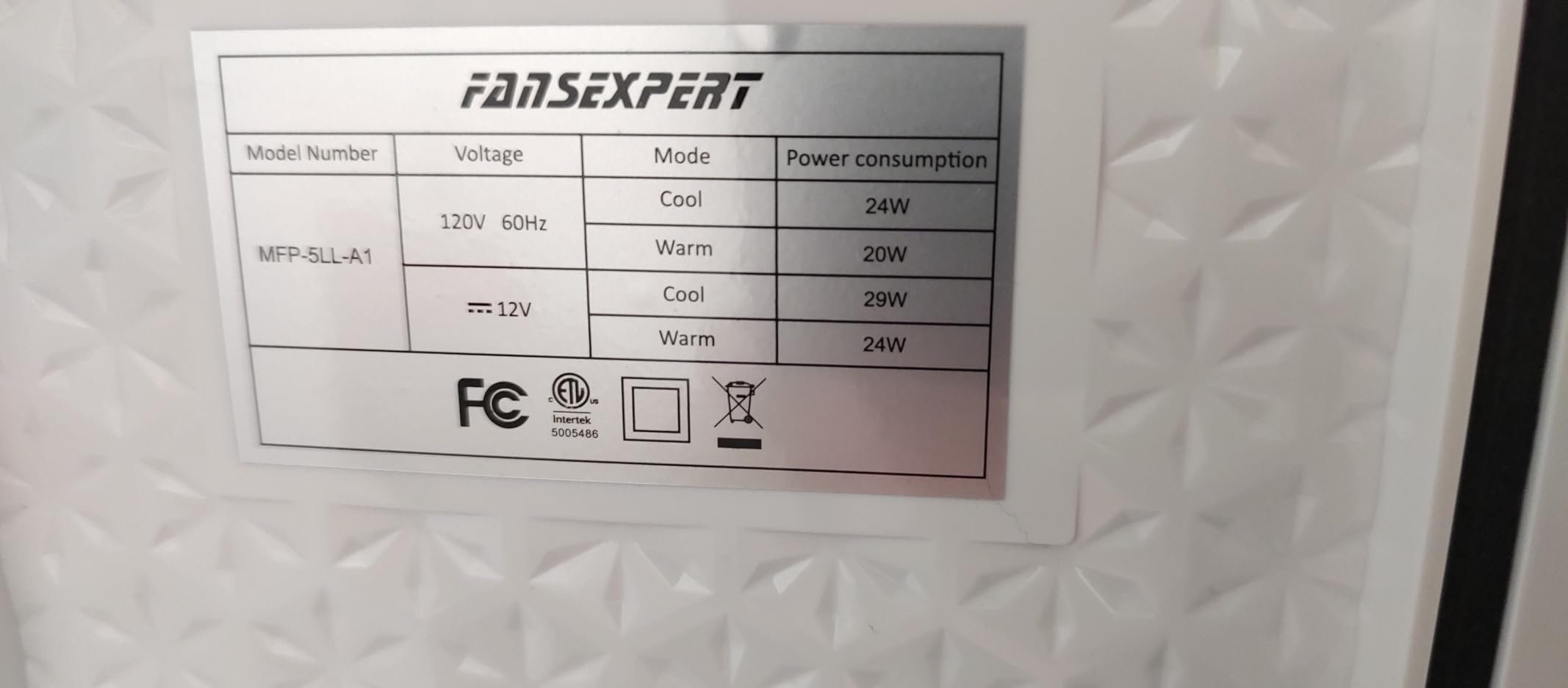 FANSEXPERT Cosmetic Fridge, Portable Mini Fridge for Skincare Food Drinks, 4L/6 Can Electric Plug In Cooler & Warmer, AC/DC Skincare Refrigerator (Black) customer photo 1