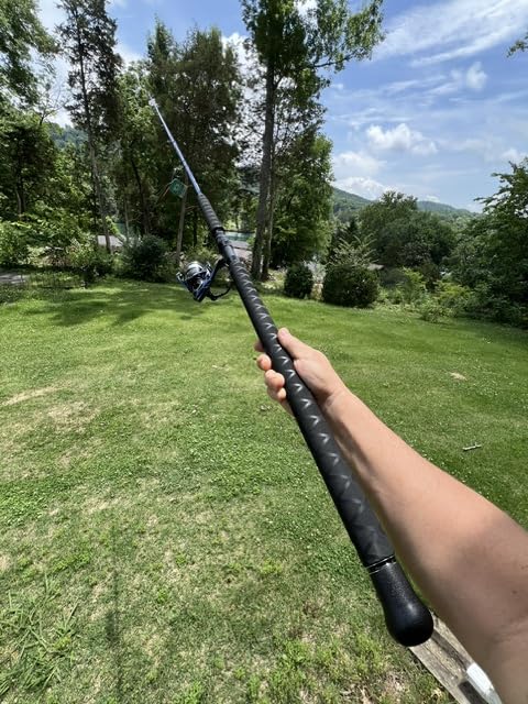 KastKing Kapstan Saltwater Spinning Rod, Boat & Surf Fishing Rod, Lightweight S-Curve Graphite Blanks, Stainless-Steel Double-Foot Guides, Aluminum/Graphite Locking Reel Seat, 2-Piece PTS Rod customer photo 1