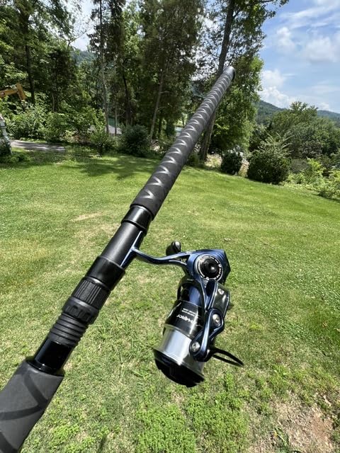 KastKing Kapstan Saltwater Spinning Rod, Boat & Surf Fishing Rod, Lightweight S-Curve Graphite Blanks, Stainless-Steel Double-Foot Guides, Aluminum/Graphite Locking Reel Seat, 2-Piece PTS Rod customer photo 2
