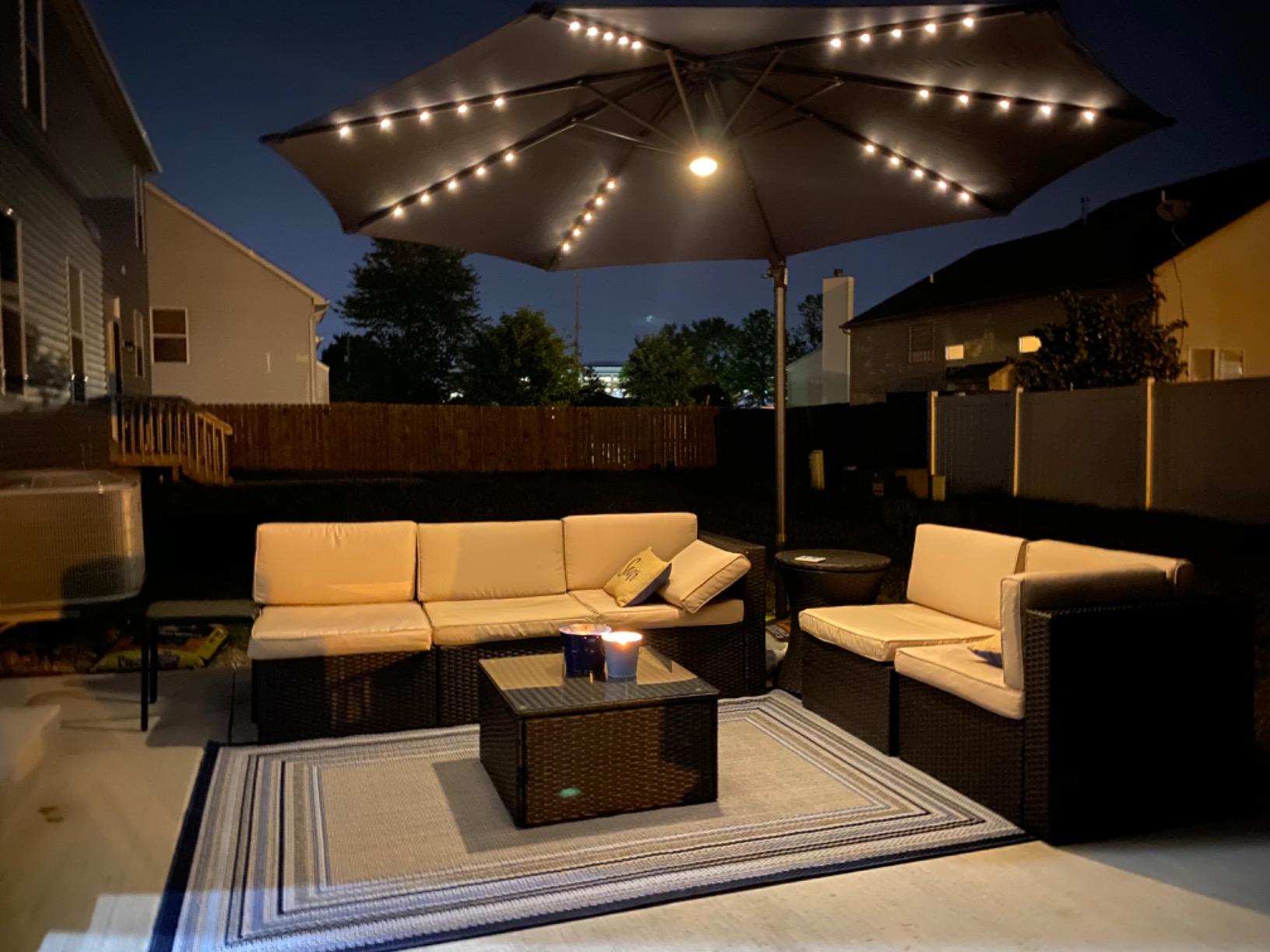 FLAME&SHADE 10ft Cantilever Patio Umbrella Outdoor, Large Offset Umbrella with Crank and Cross Base, UPF 50+ UV Protection Hanging Umbrella for Pool Deck Garden (Navy Blue) customer photo 1
