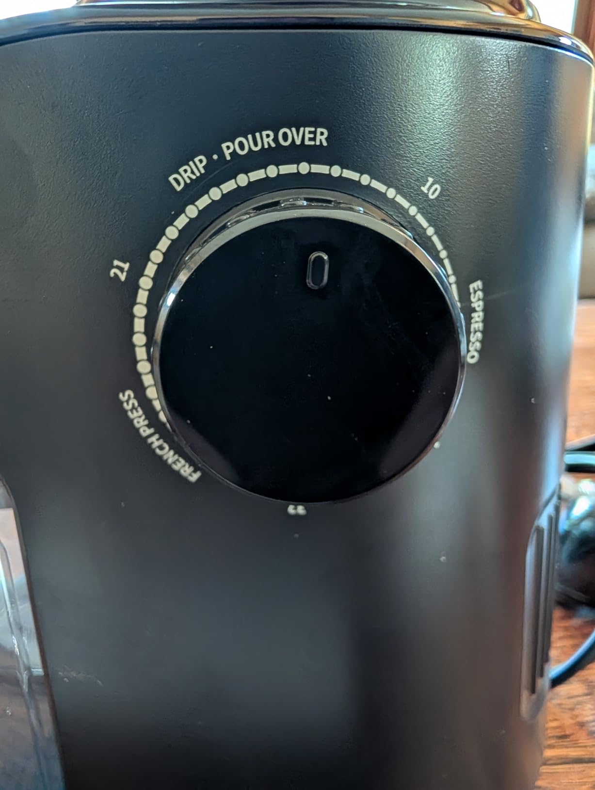 SHARDOR Burr Coffee Grinder Electric with 32 Grinding Sizes 4.0, Coffee Grinders for Home Use with 40 Seconds Adjustable Electronic Timer, Coffee Bean Grinder with Chamber Cleaning Button, Black customer photo 2