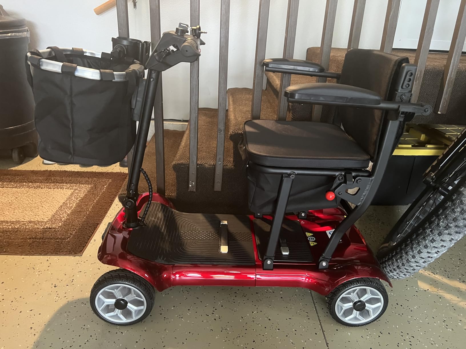 Lightweight Mobility Scooter for Adults & Seniors - Cruise & Airport Approved, 43lb Foldable Portable Motorized Scooters with Removable Lithium Battery for 12.4 Miles Travel, 300lb Capacity, Blue customer photo 1