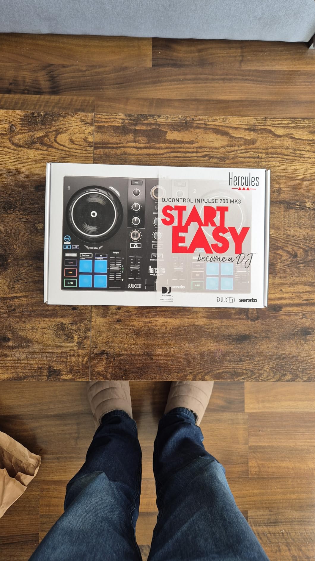 Hercules DJControl Inpulse 200 MK3 DJ Controller, 2 Deck DJ Mixer with Jog Wheels, Pads, Crossfader, Beginner DJ Equipment with Tutorials and Streaming customer photo 2