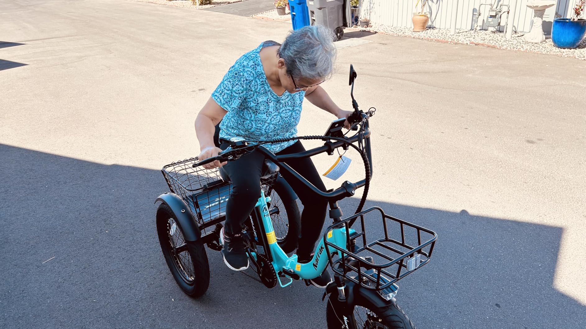 NARRAK Electric Tricycle for Adults,Fat Tire Folding Electric Trike,3 Wheels Electric Bicycle Bikes, Peak 700W/1100W Step-Thru Etrike with Removable Battery and Large Basket customer photo 2