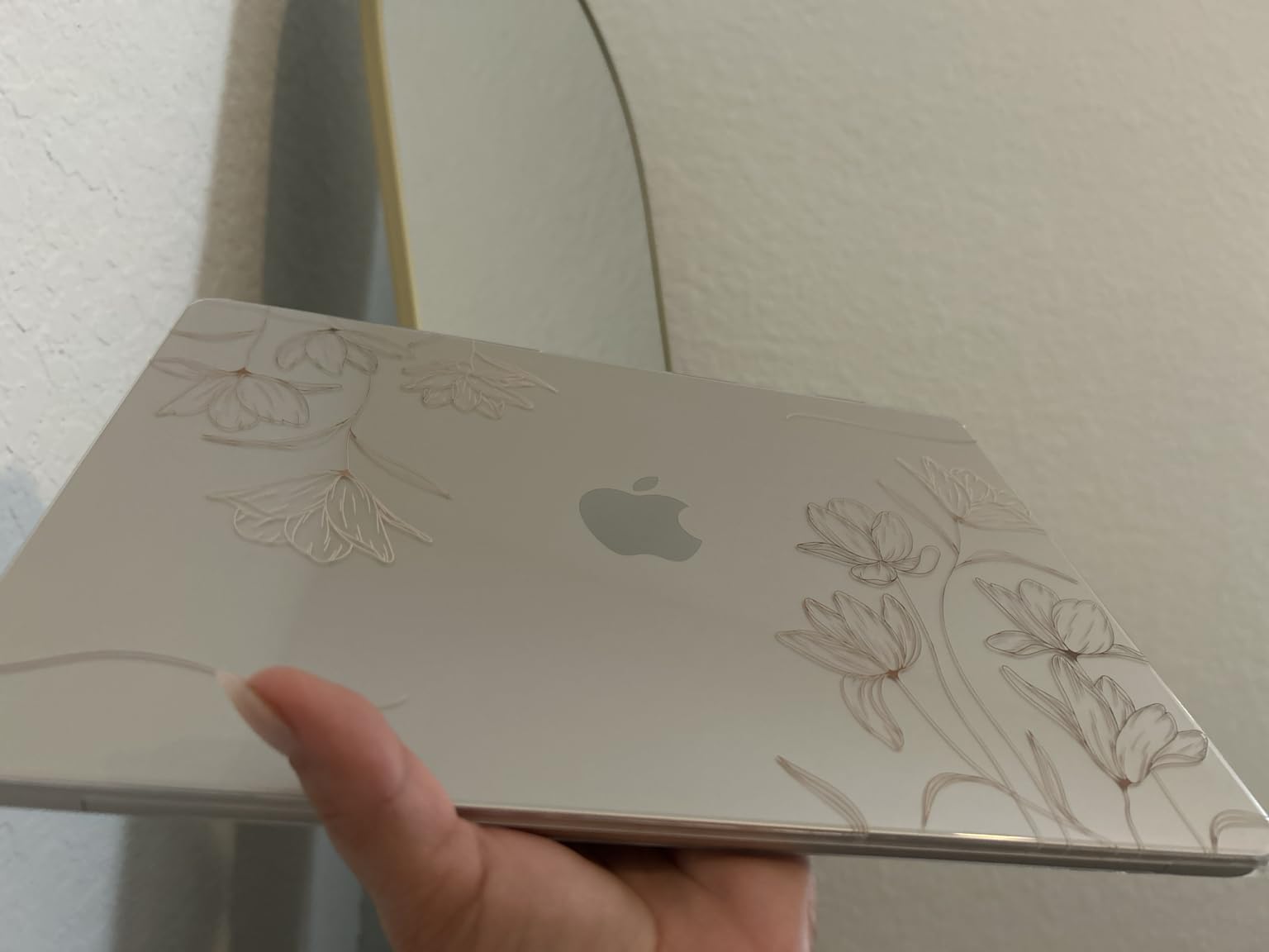 2026 MacBook Air 13-inch Laptop with M5 chip: Built for AI, 13.6-inch Liquid Retina Display, 16GB Unified Memory, 512GB SSD, 12MP Center Stage Camera, Touch ID, Wi-Fi 7; Midnight customer photo 2