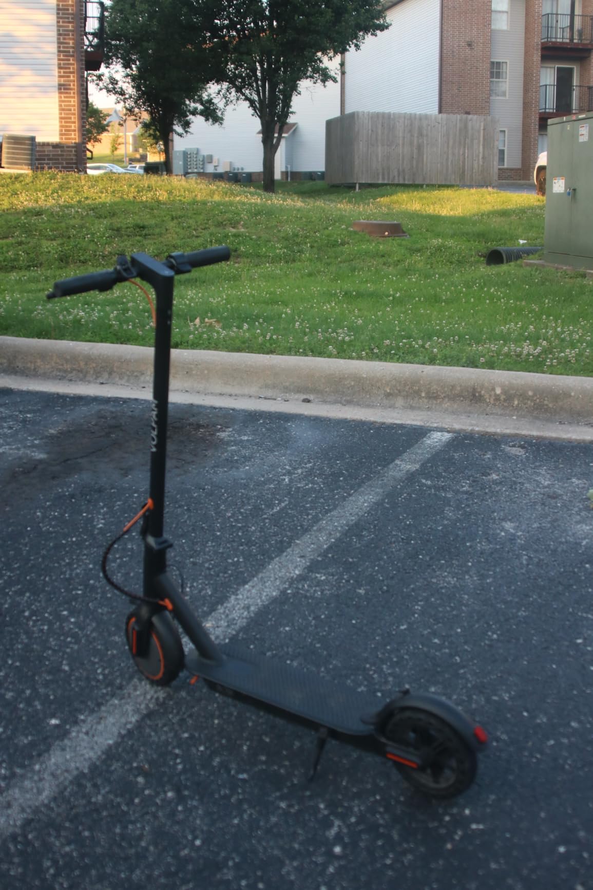 VOLPAM 10''/11'' Electric Scooter with Dual Suspensions, 500W/800W Motor, 60/40/31/23 Miles Long Range, Dual Braking, Max Load 264 lbs customer photo 2