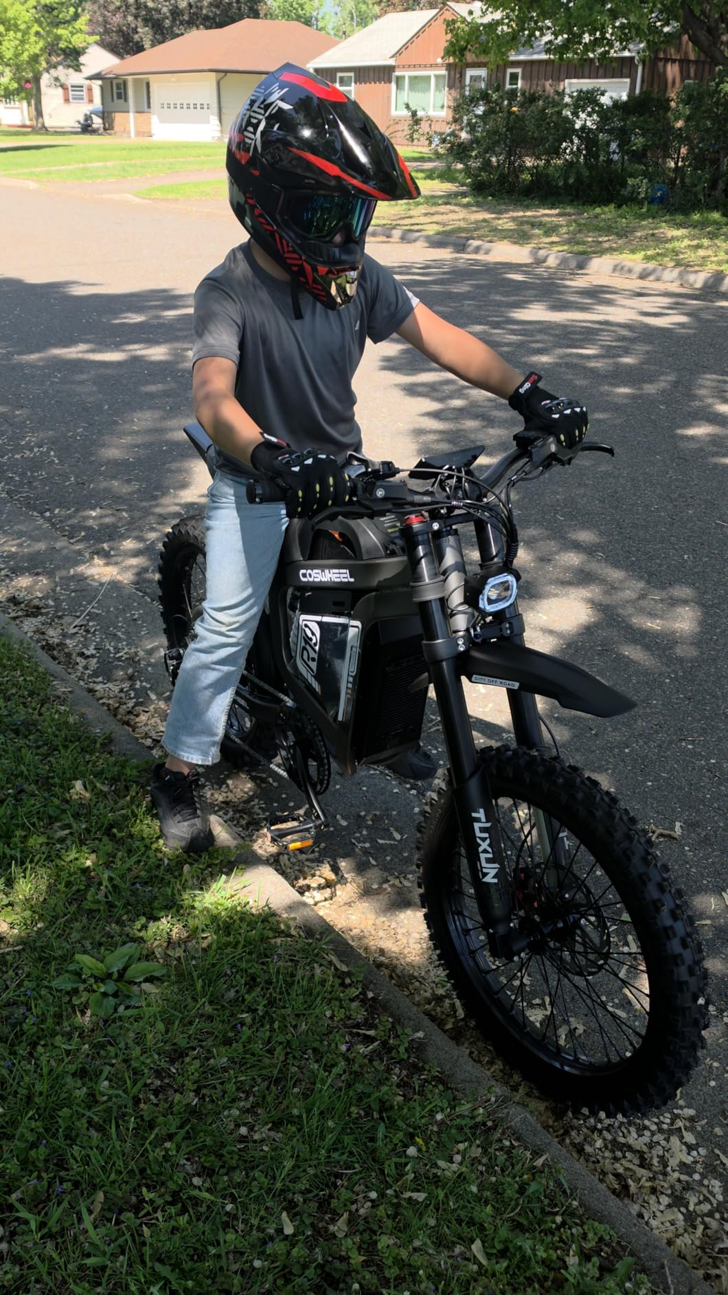 Electric Dirt Bike for Adults, 9000W Peak Motor Electric Motorcycle, 72V 40Ah Battery, Up to 60MPH Off Road Electric Bike, 19