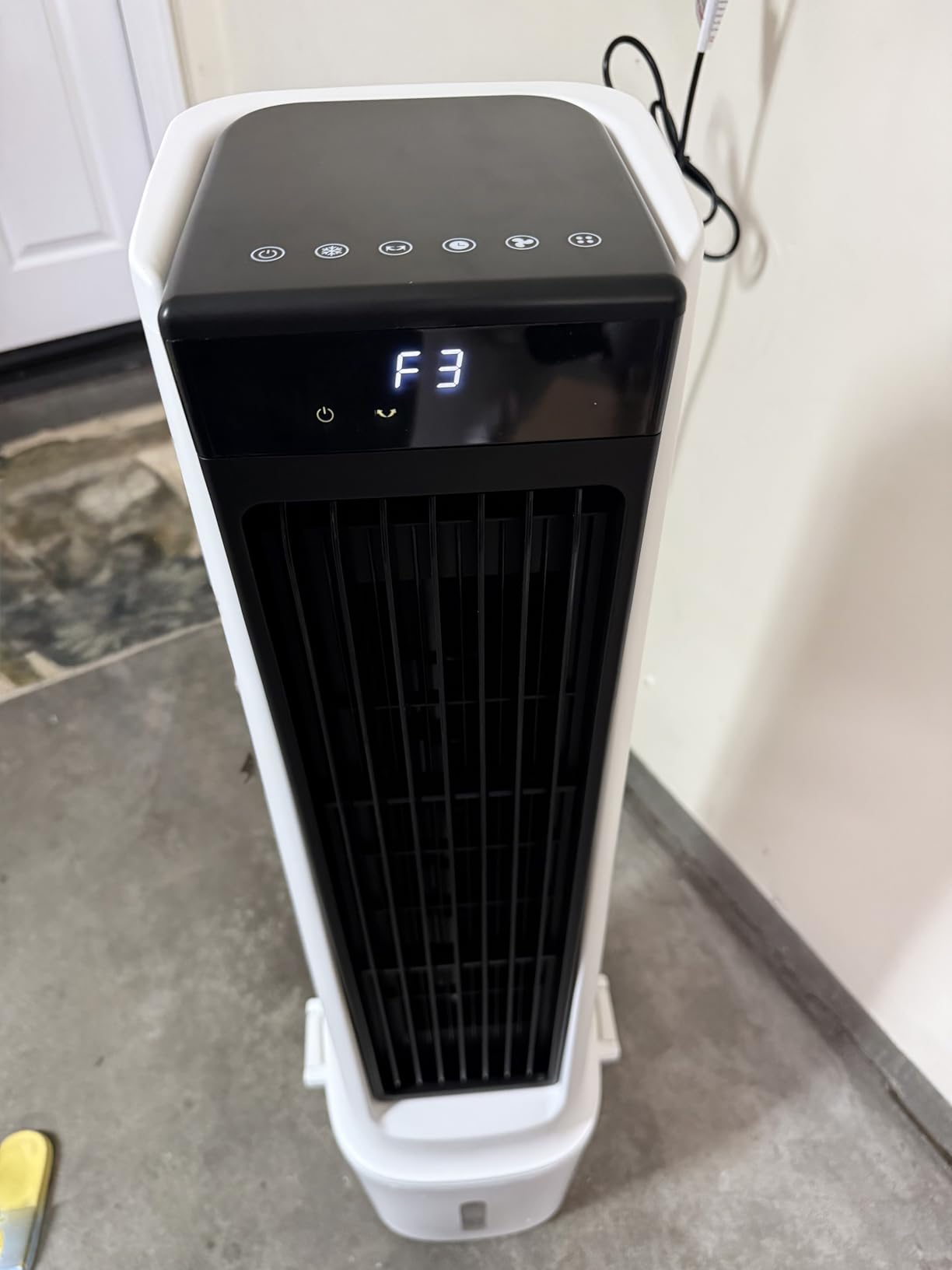 Swamp Cooler 3880 CFM Evaporative Air Cooler with 10.6 Gal Water Tank, 120° Oscillation, Ultra Quiet Cooling Fan for Garage Patio Large Room customer photo 1