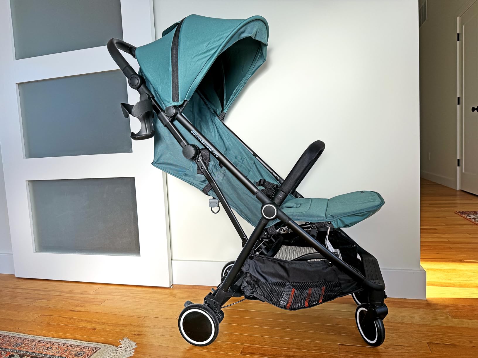 Ingenuity 3D Travelmate Pro Lightweight Travel Stroller with Fold-Away Ride-On Board, Overhead Bin Compatible, Car Seat Ready, One-Hand Fold, Protective customer photo 1