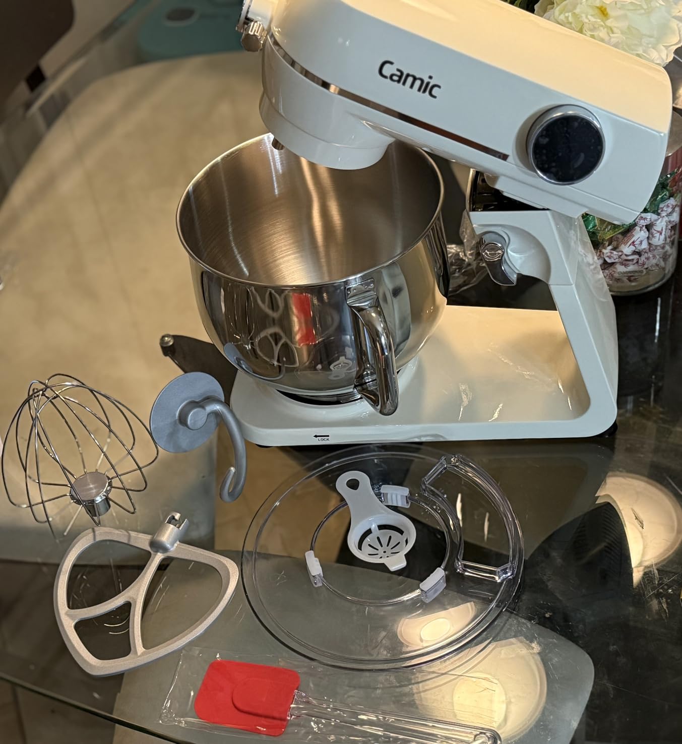 8.45 QT All Metal Stand Mixer, 10 Speed Large Capacity Kitchen Mixer with Digital Timer & Tilt-Head, Electric Mixer with Whisk Dough Hook Mixing Beater for Baking,Cakes,Cookie,Bread,Salad (White) customer photo 1