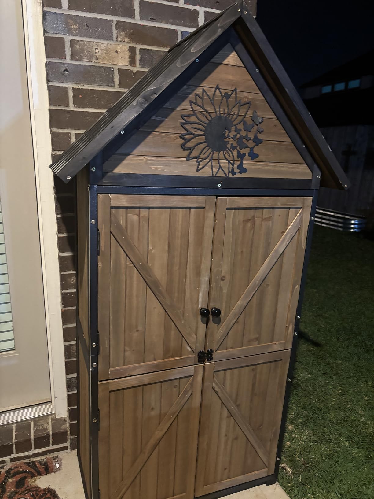 GUTINNEEN Weatherproof Outdoor Trash Can Shed, Outdoor Storage Shed with Strong Metal Frame, Wooden Garden Sheds with Adjustable Shelves and Removable Floor customer photo 1