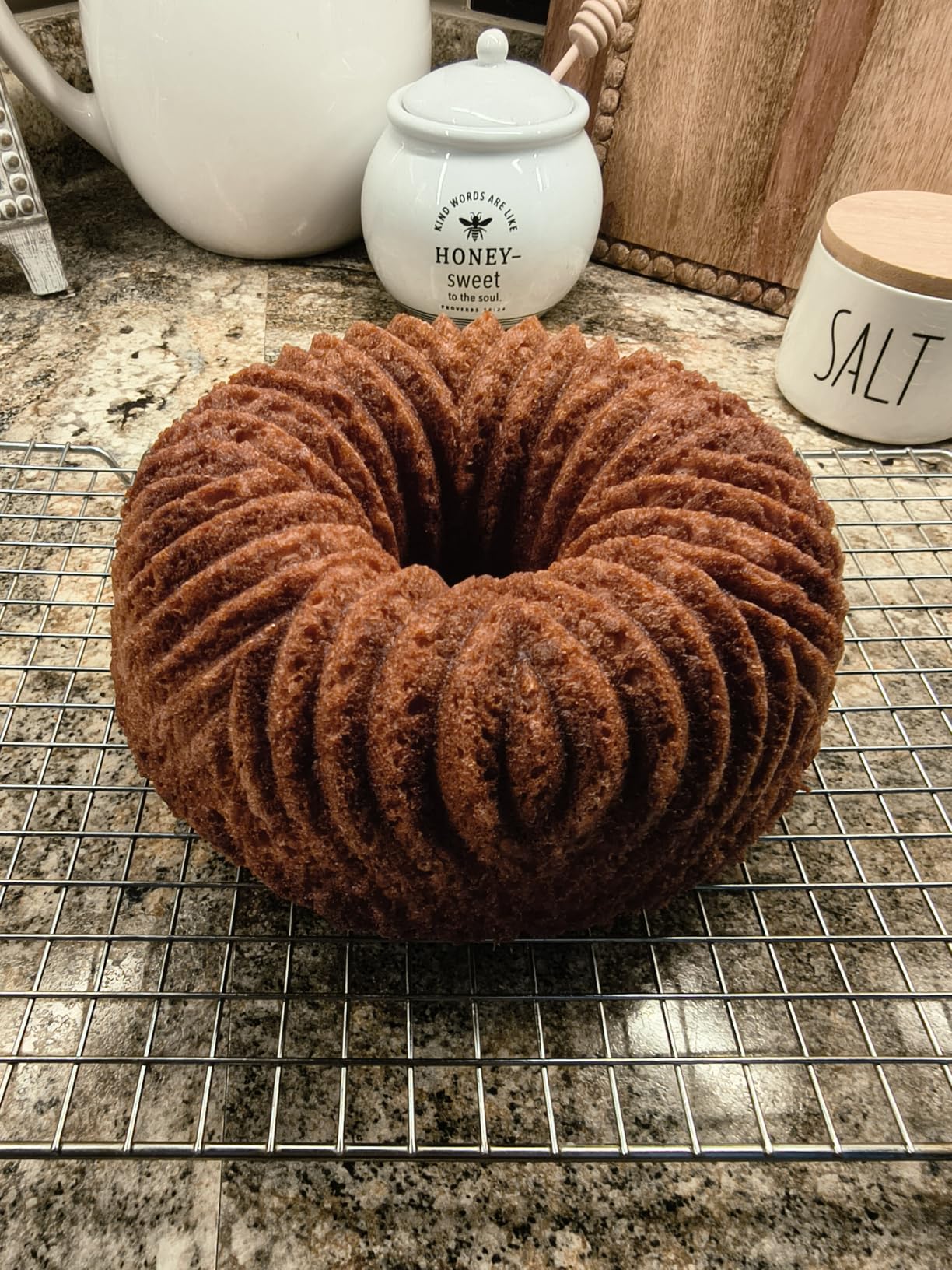 Nordic Ware Bavaria Bundt Pan, 10-Cup, Graphite customer photo 1