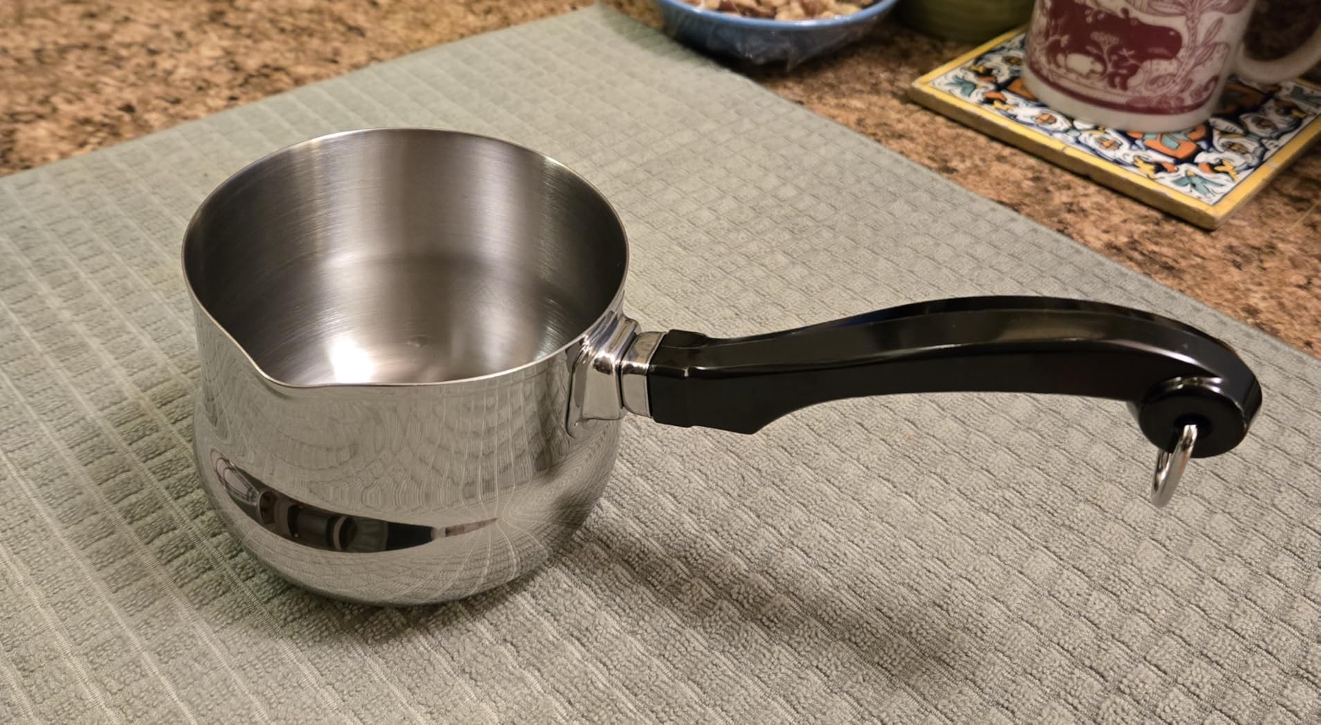 Farberware Classic Series Stainless Steel Stockpot, Pasta Pot with Strainer Lid, 8-Quart customer photo 2