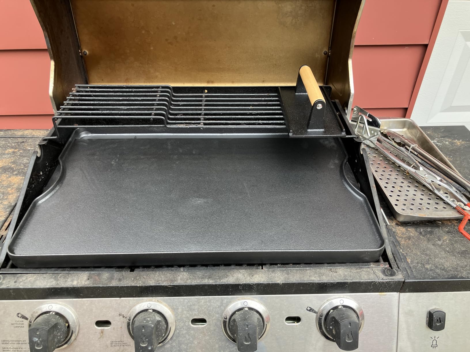 Camp Chef Cast Iron Griddle - 16 x 24, Non-Stick Grill/Griddle Sides customer photo 2