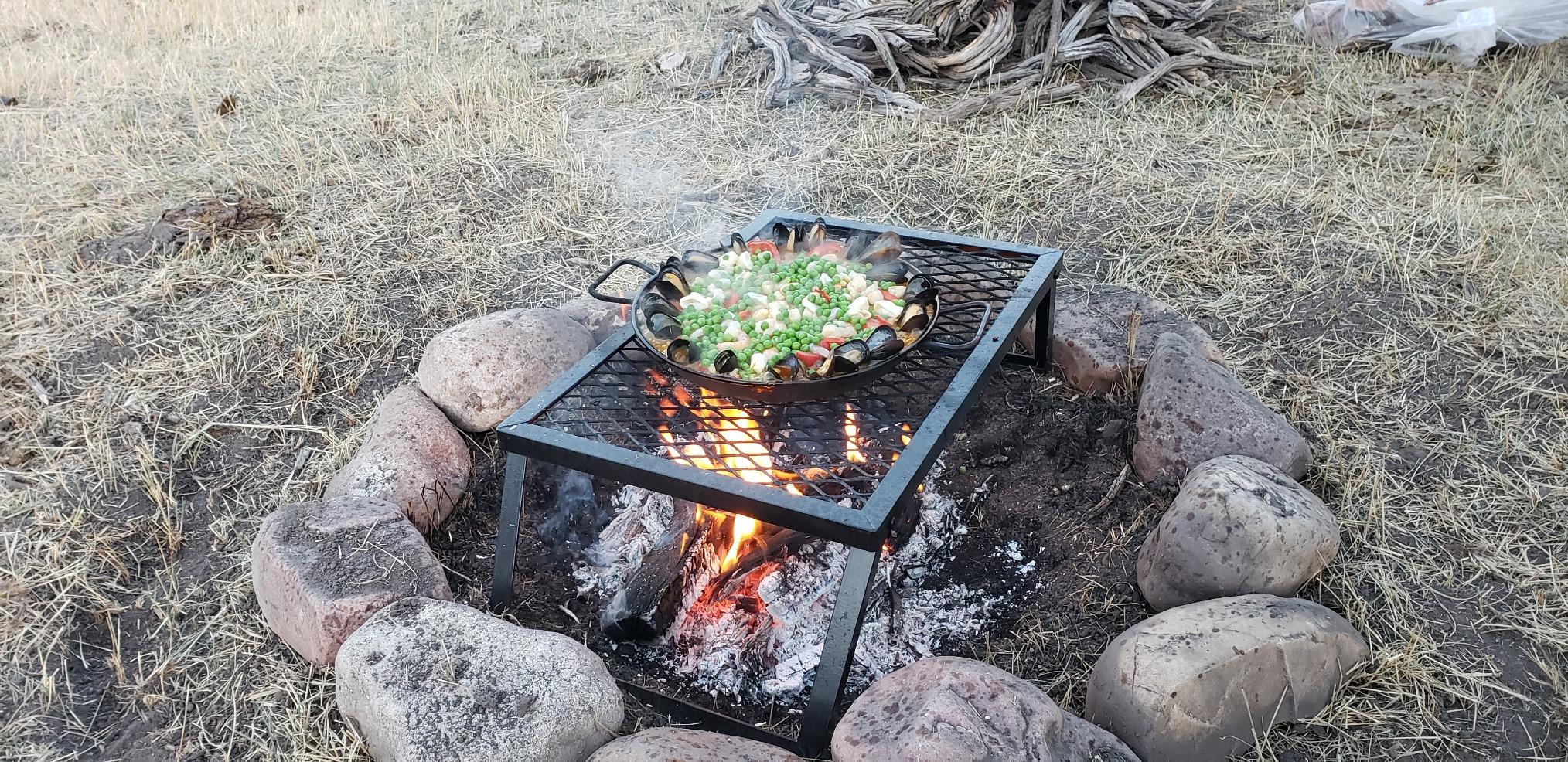 Garcima 18-inch Carbon Steel Paella Pan, 46cm customer photo 1