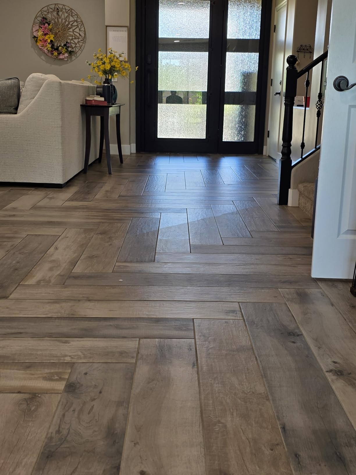 Bona Multi-Surface Floor Polish - 32 fl oz - High Gloss Shine - Protects and Renews Stone, Tile, Laminate, and Vinyl Flooring - Covers 500 sq ft customer photo 1
