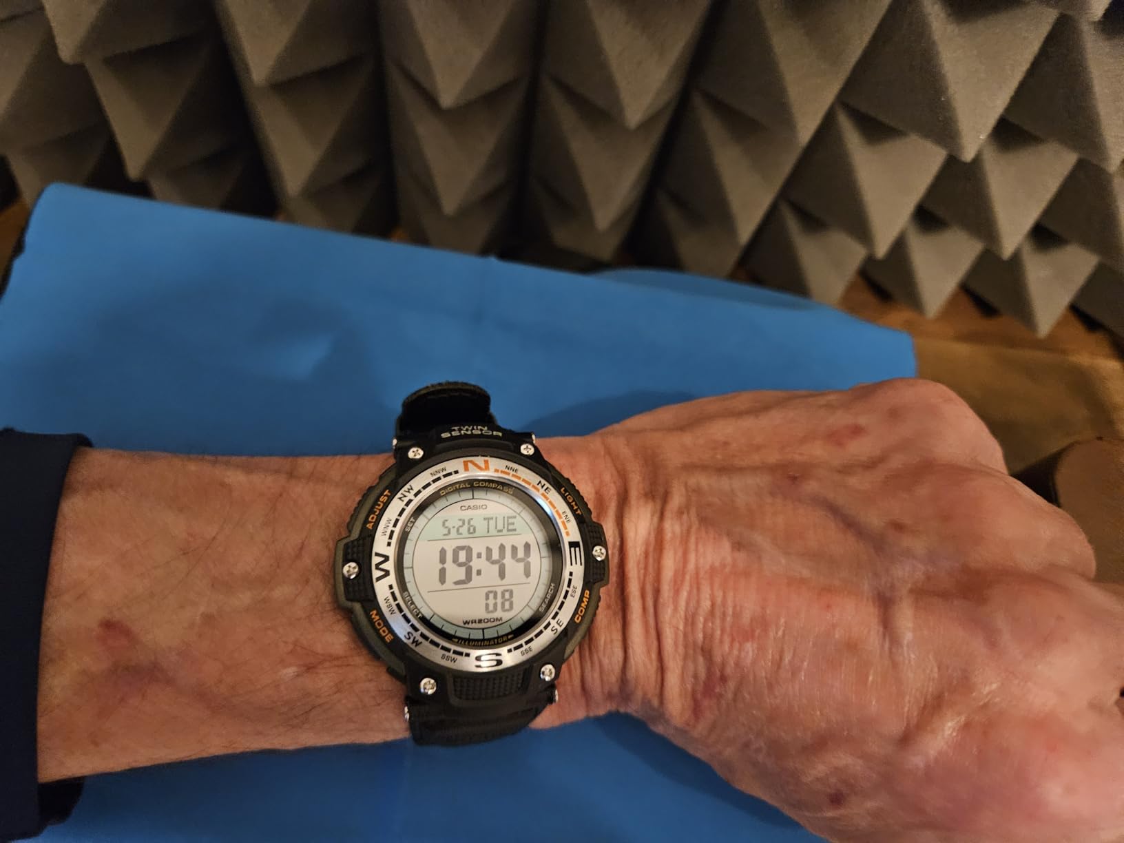 Casio SGW100 Series Digital Watch & Compass - 200M WR, Twin Sensor for Direction & Temperature customer photo 2