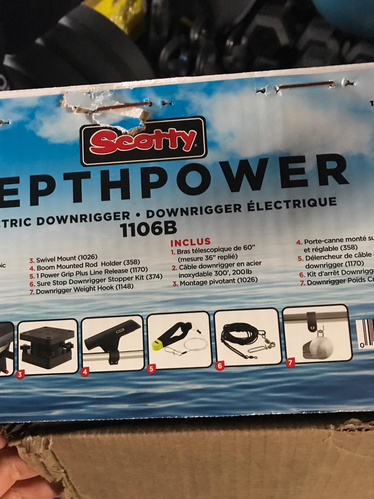 Scotty #1106 Depthpower Electric Downrigger w/ 60-Inch Telescopic Boom & Swivel Base customer photo 1