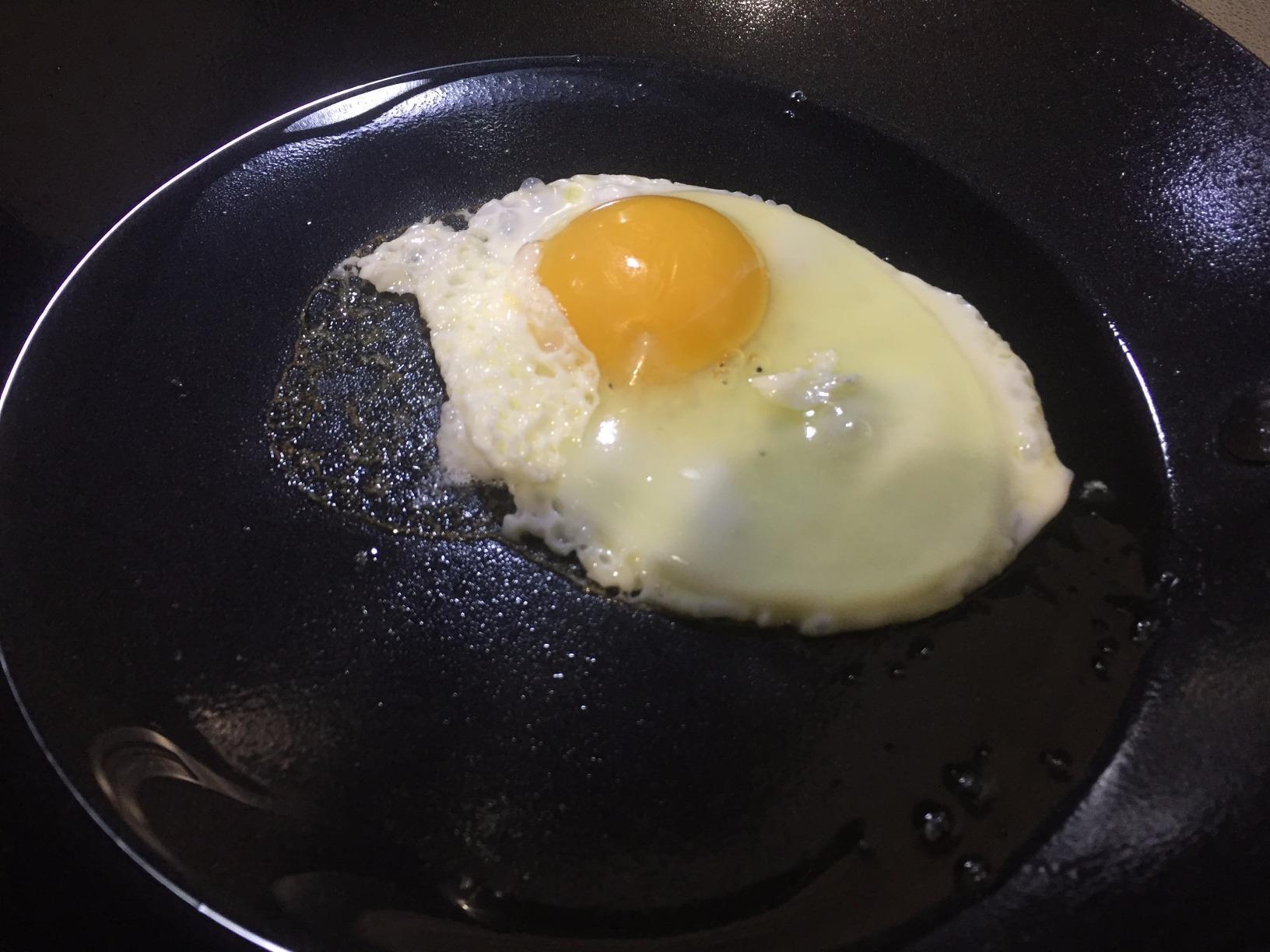 Lodge Seasoned Carbon Steel Skillet - Lightweight High Heat Frying Pan with Long Handle - Quick Temperature Response - Ideal for Searing & Sautéing - 8 Inches customer photo 2