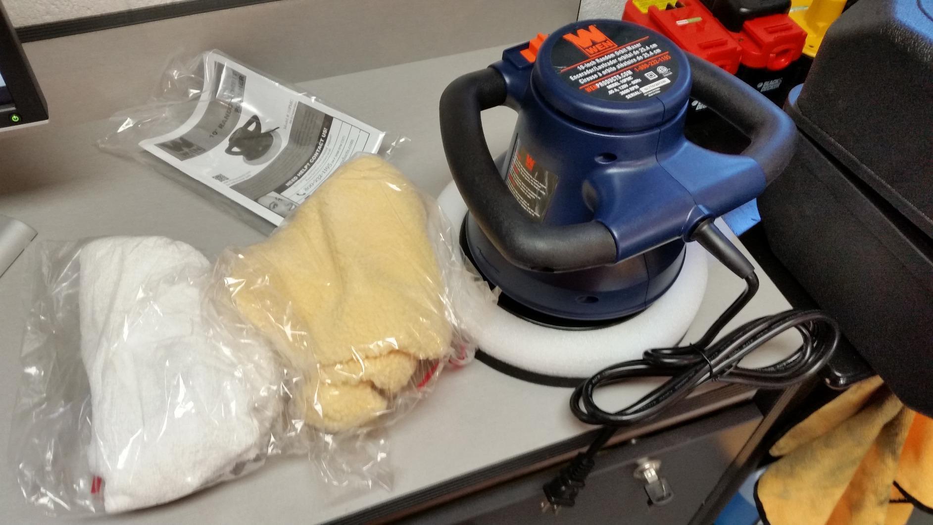 WEN 10PMC 10-Inch Waxer/Polisher in Case with Extra Bonnets customer photo 2