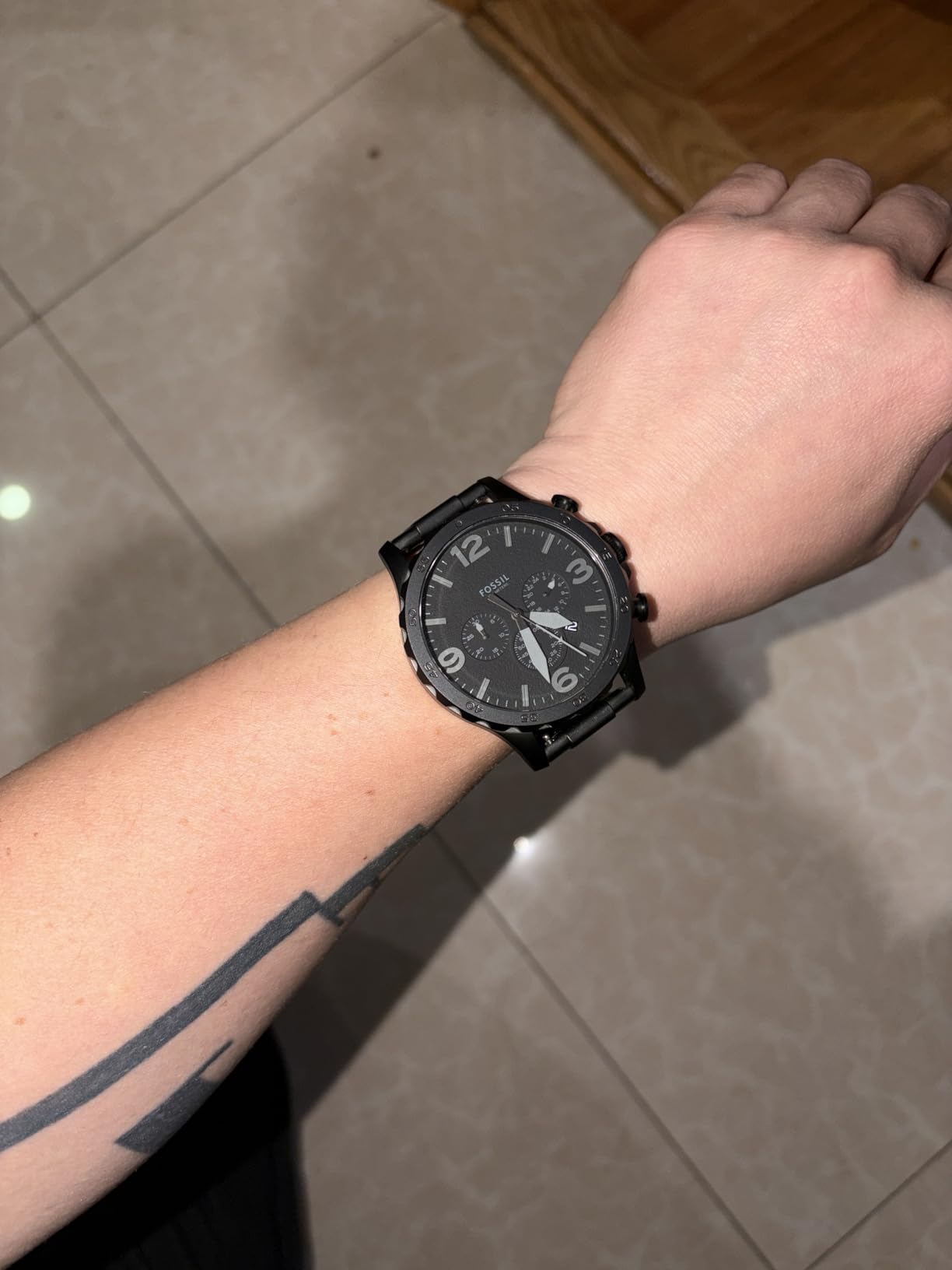 Fossil Men's Nate Quartz Watch, Oversized Stainless Steel Chronograph Watch for Men customer photo 2