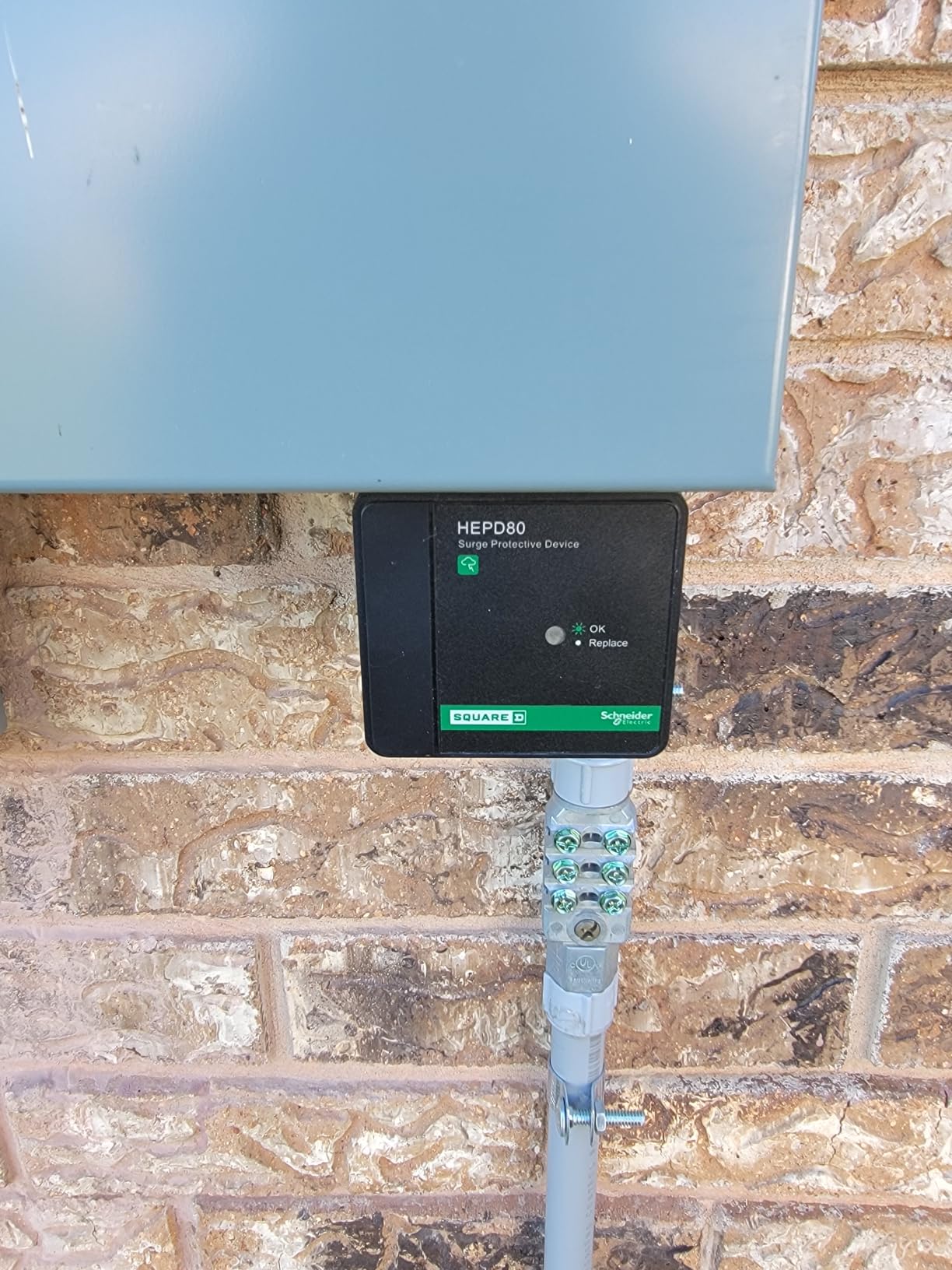 Square D HEPD80 Universal Whole House Surge Protection Device, 1-Phase, 3-Wire for 120/240V, 80kA customer photo 1