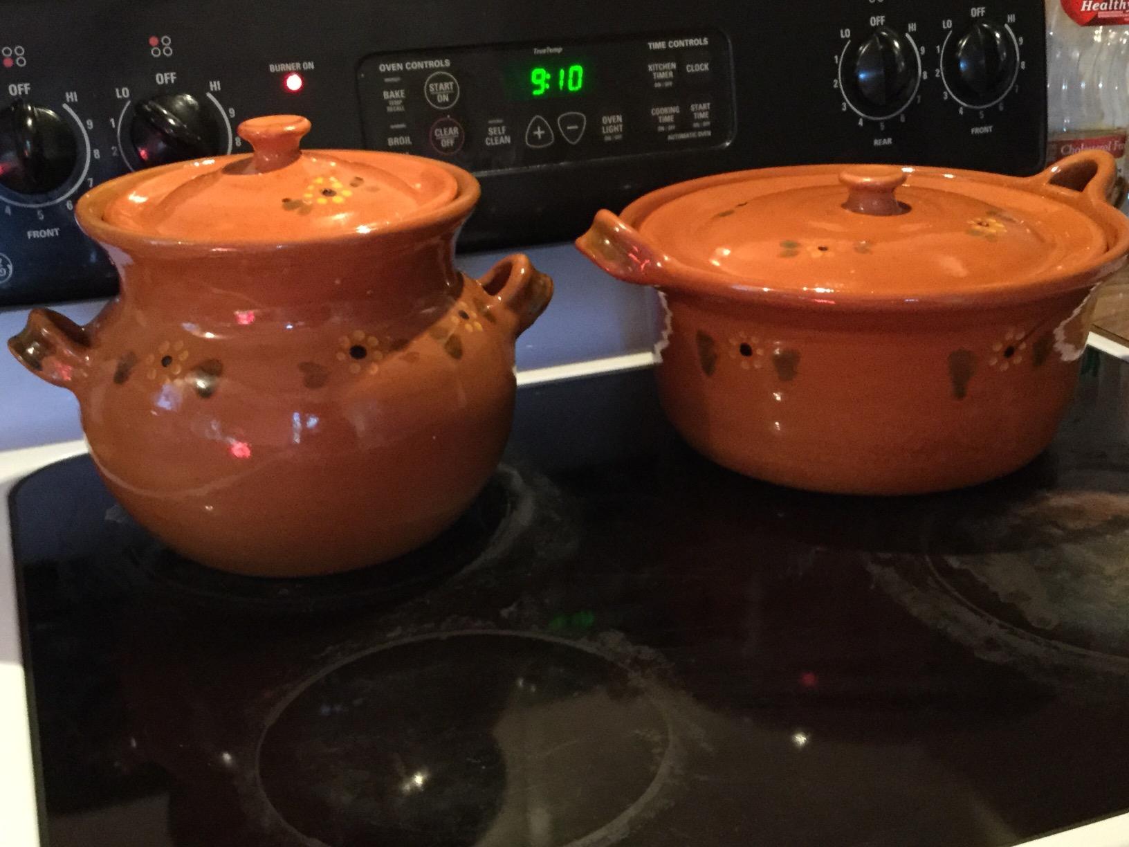 Mexican Clay Lidded Cazuela Pot, Large, Terracotta, 4.5 Quarts customer photo 2