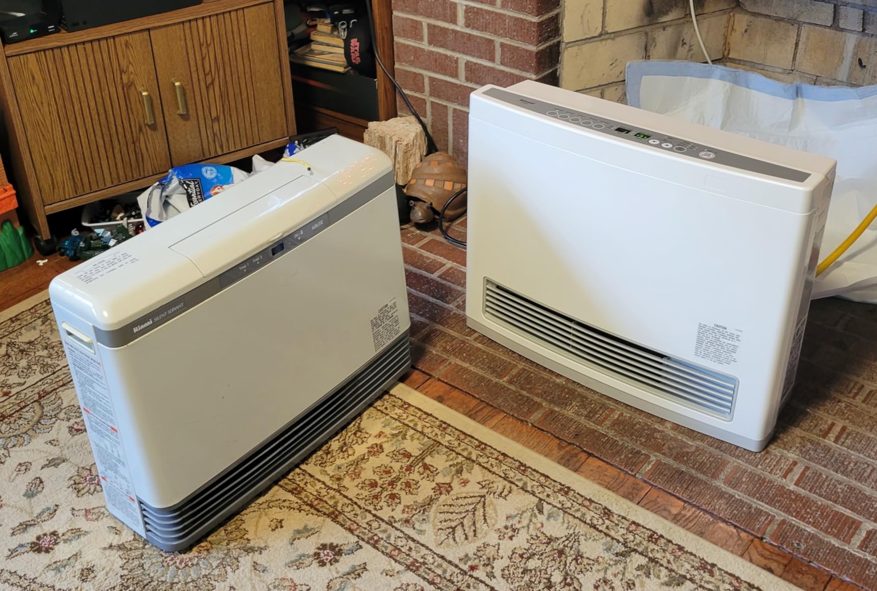 Rinnai FC824N Ventless Natural Gas Heater, Energy-Efficient Space Heater with Programmable Thermostat customer photo 1