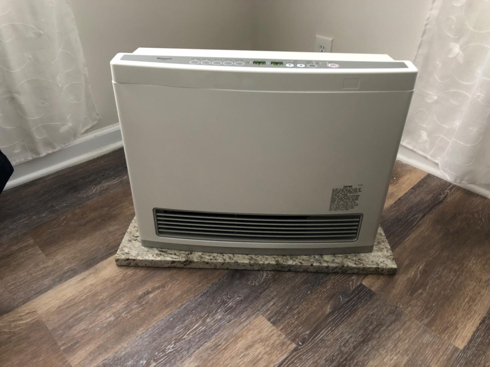Rinnai FC824N Ventless Natural Gas Heater, Energy-Efficient Space Heater with Programmable Thermostat customer photo 2