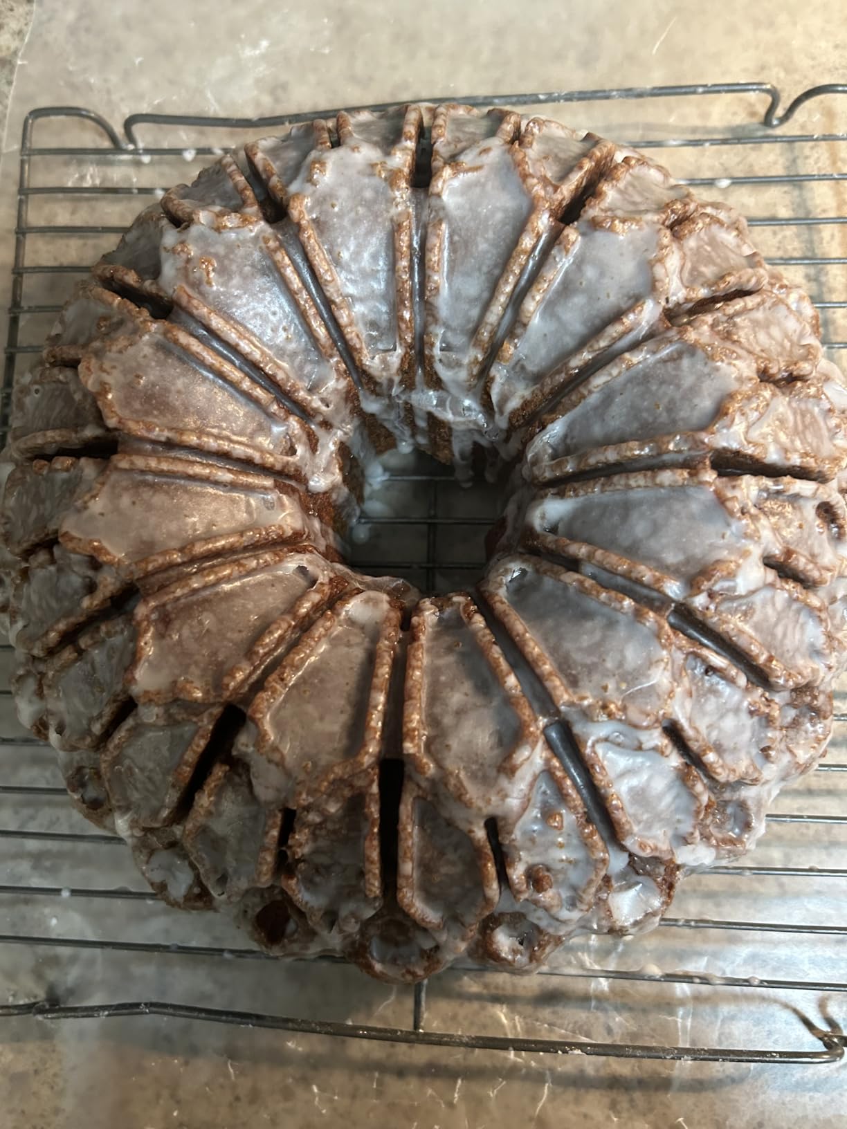 Nordic Ware Stained Glass Bundt, Silver, 9 Cup customer photo 1
