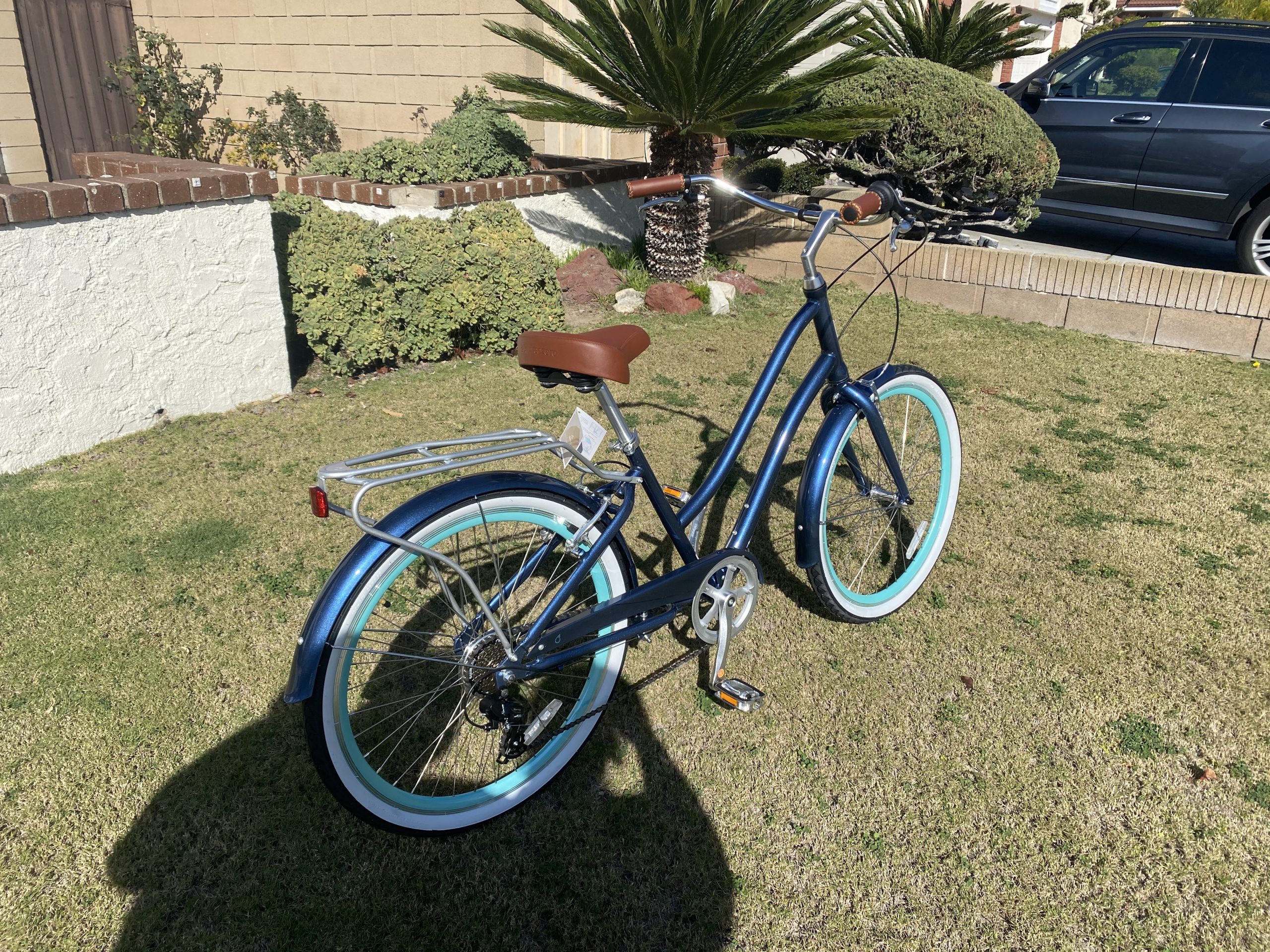 sixthreezero EVRYjourney Women's Beach Cruiser Bike, Step-Through Touring Hybrid Bicycle customer photo 2