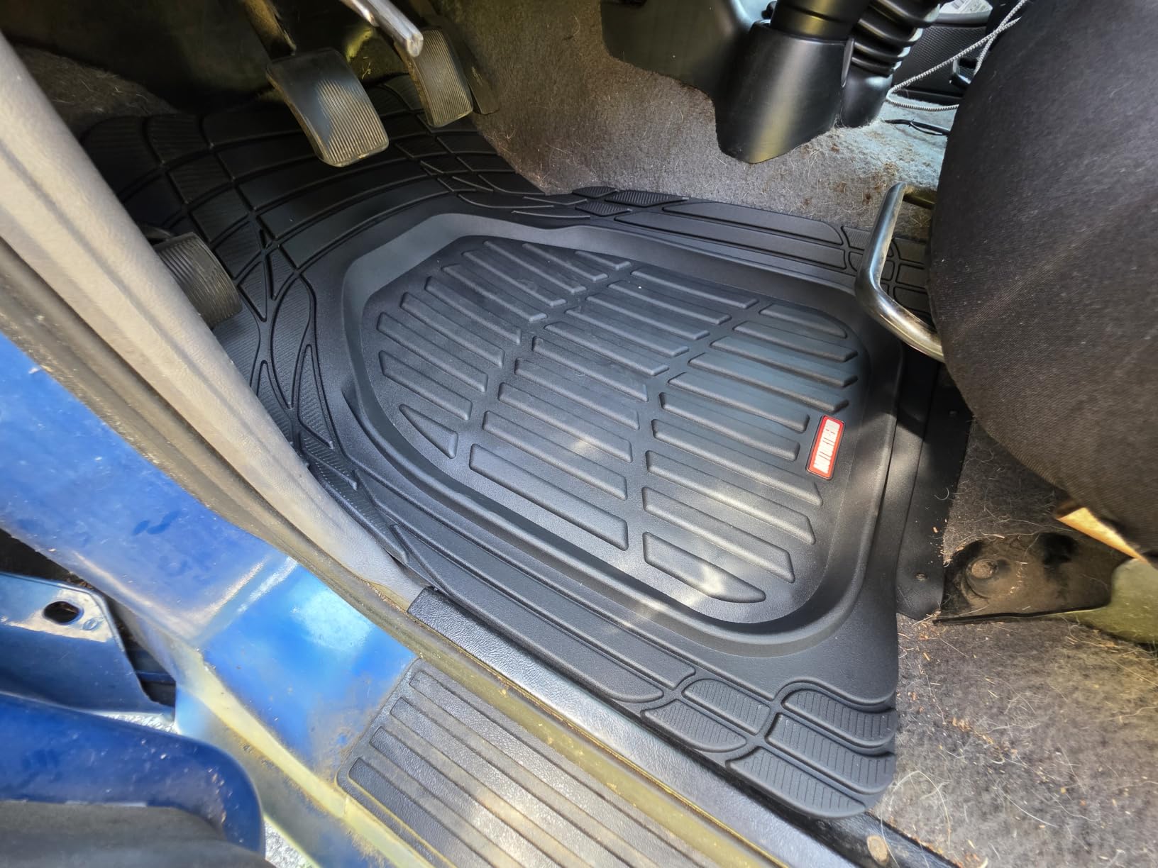 Motor Trend FlexTough Floor Mats for Cars, Black Deep Dish All-Weather Car Mats, Waterproof Trim-to Fit Automotive Floor Mats for Cars Trucks SUV, Universal Floor Liner Car Accessories customer photo 2