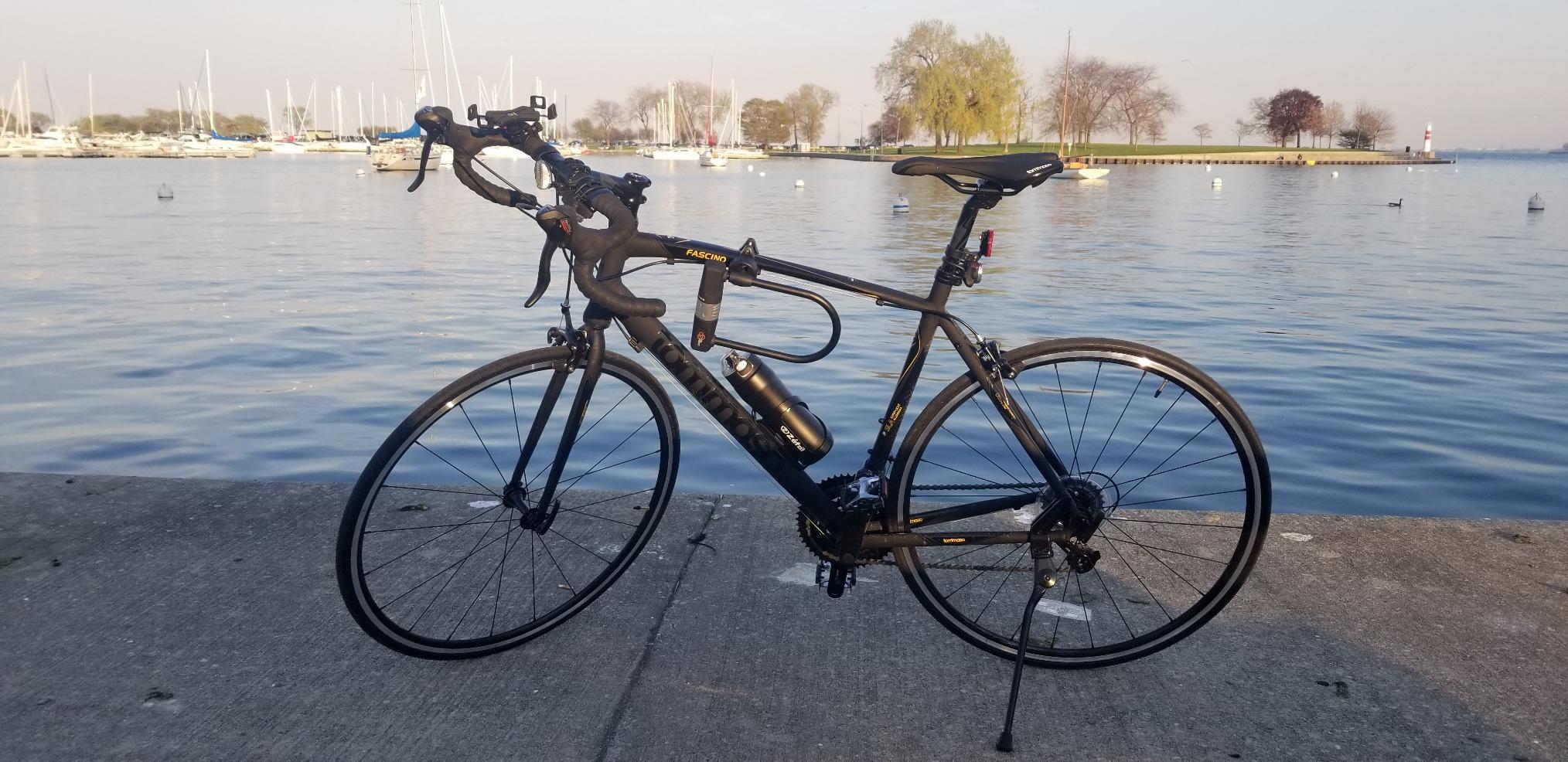 Tommaso Fascino - Sport Performance Aluminum Road Bike, Shimano Tourney 21 Speeds Road Bicycle Men Road Bikes for Men customer photo 1